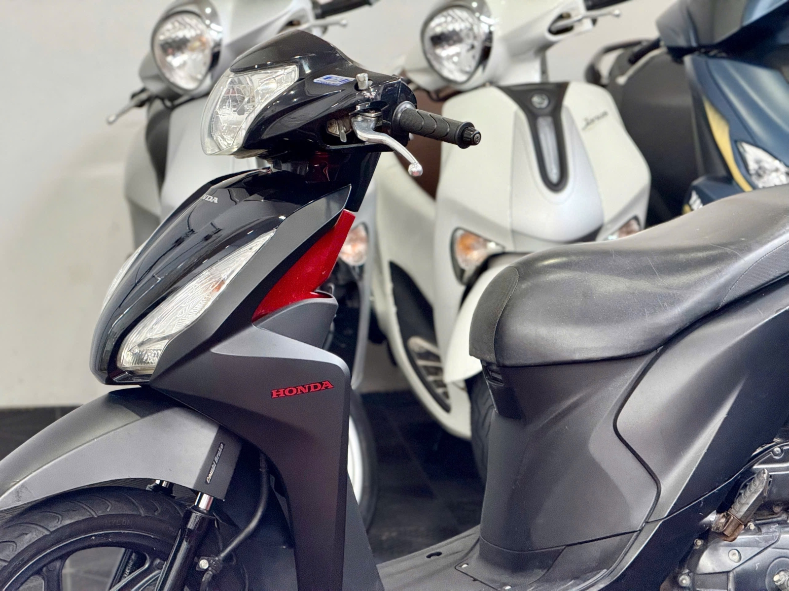Honda Vision 2016 khoá chìa 60B8-69338