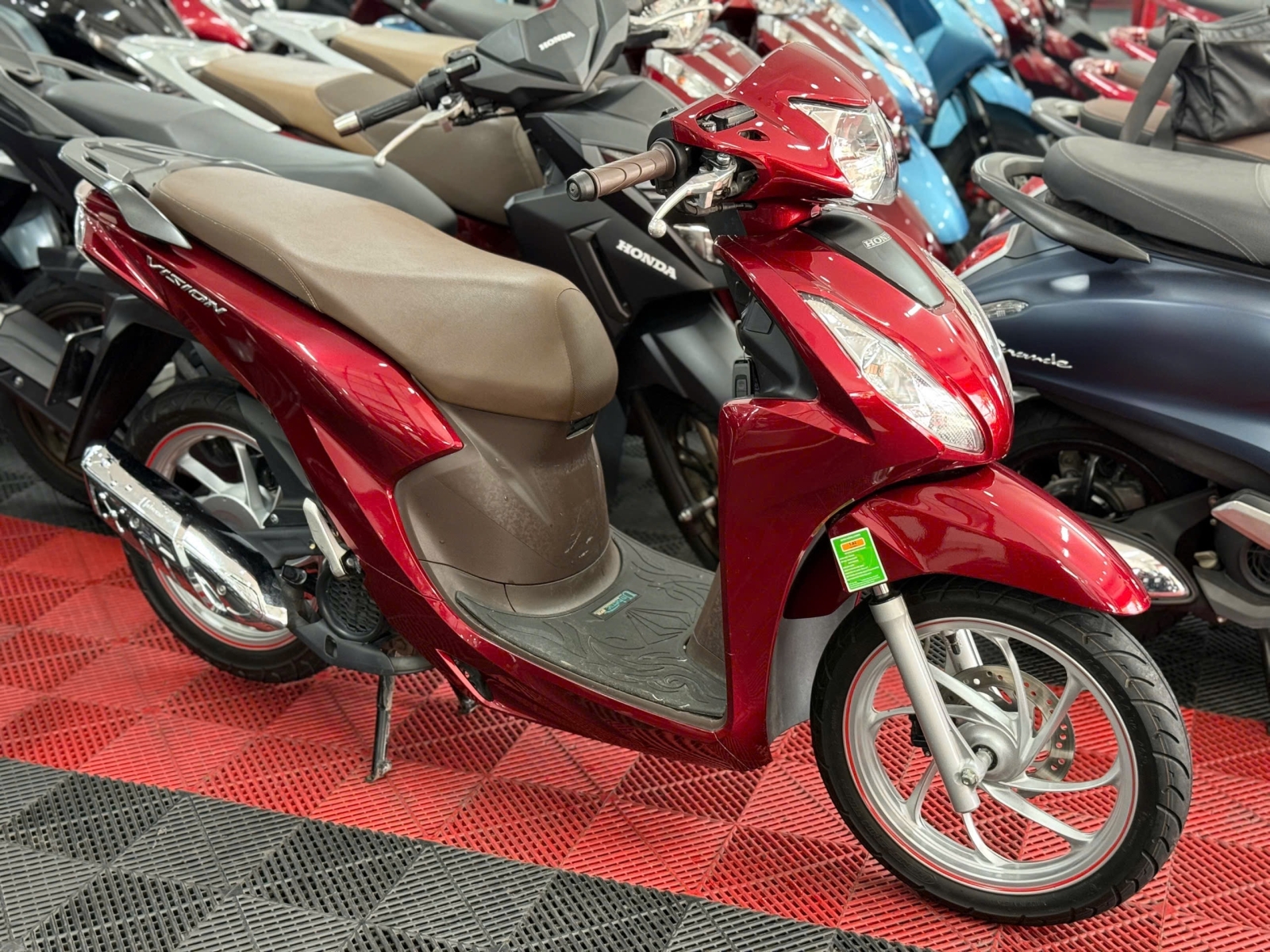 HONDA VISION 2025 SMK 8000KM 50AA-12373
