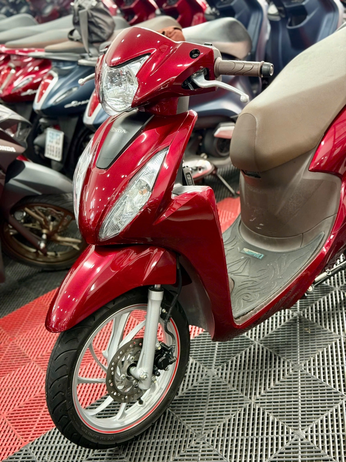 HONDA VISION 2025 SMK 8000KM 50AA-12373