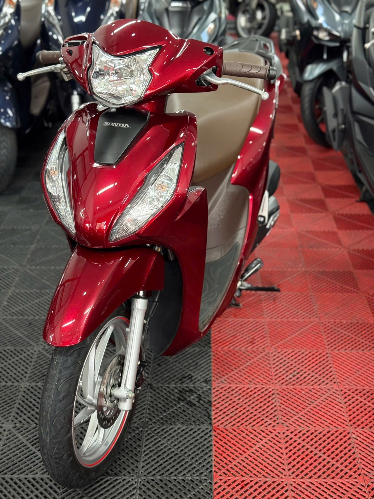 HONDA VISION 2025 SMK 8000KM 50AA-12373
