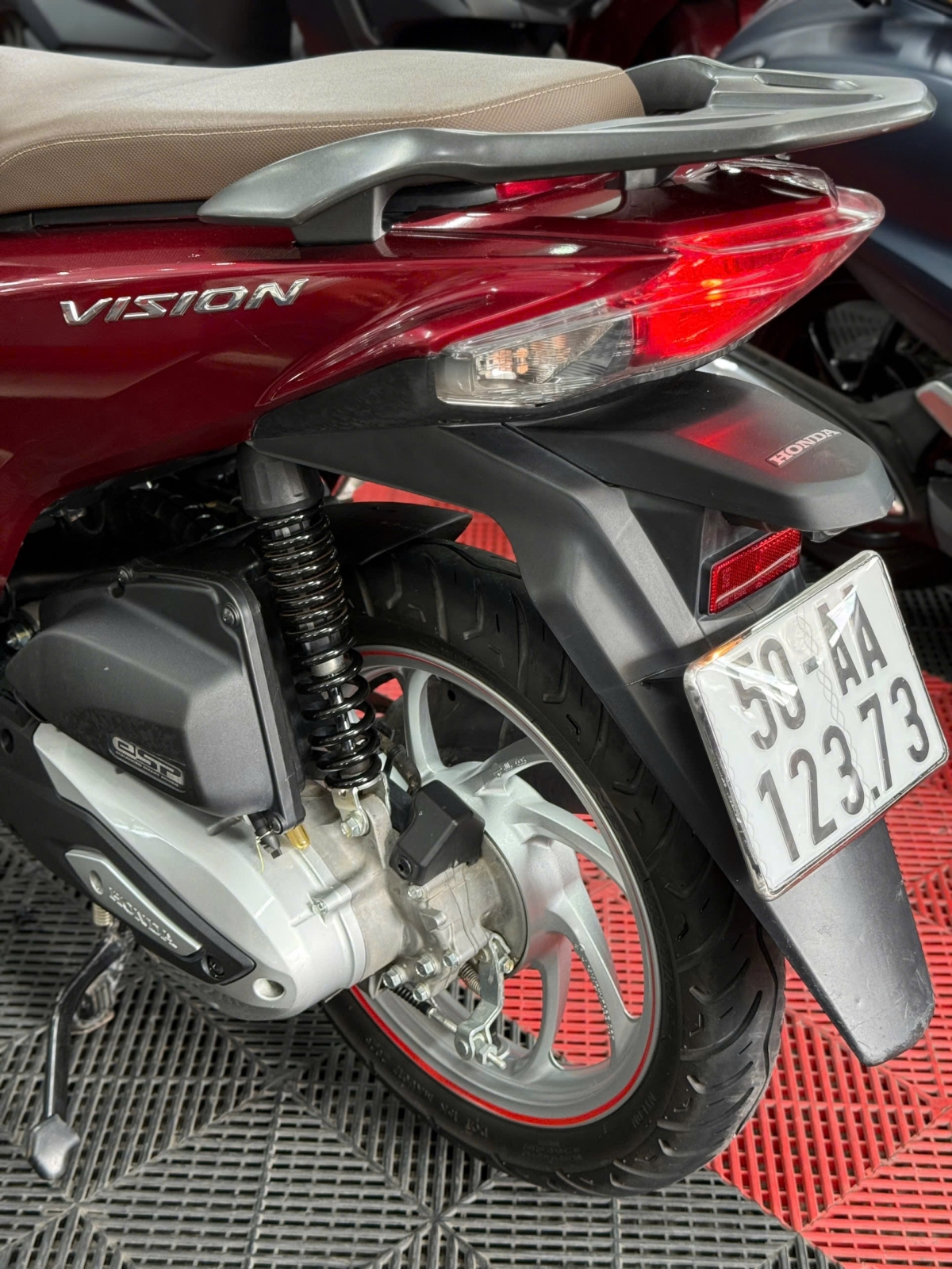 HONDA VISION 2025 SMK 8000KM 50AA-12373