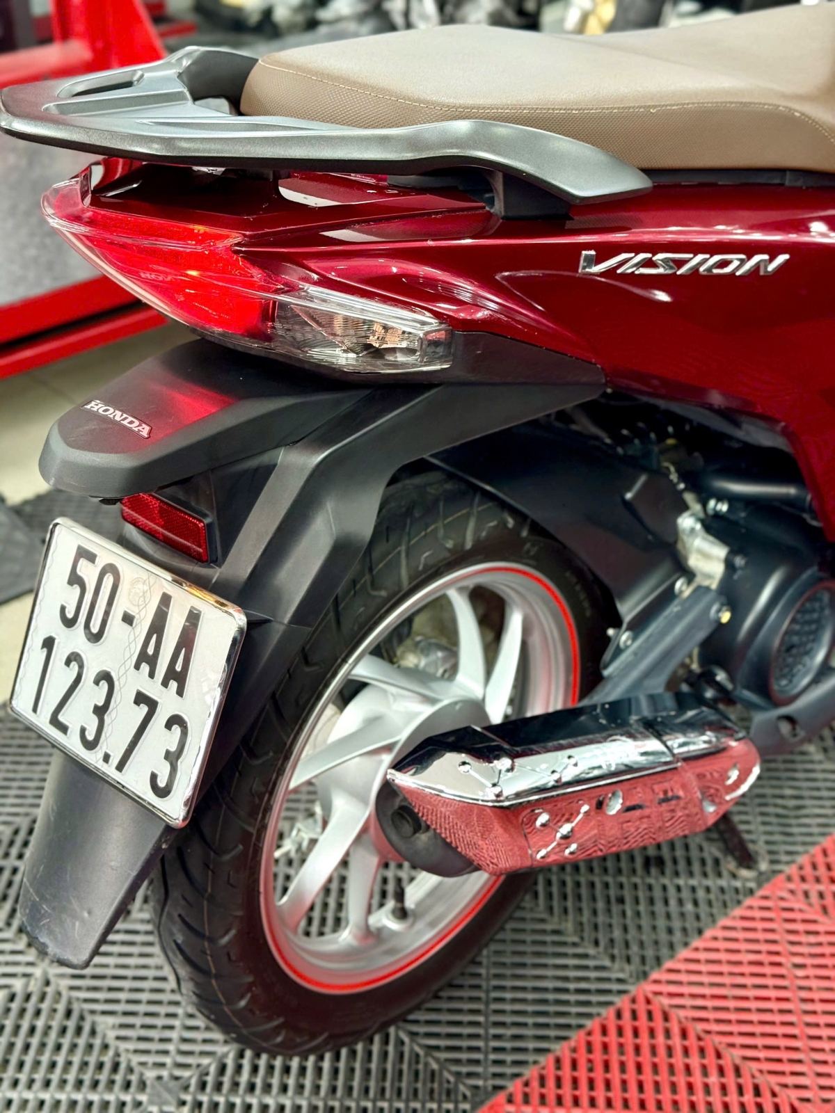 HONDA VISION 2025 SMK 8000KM 50AA-12373