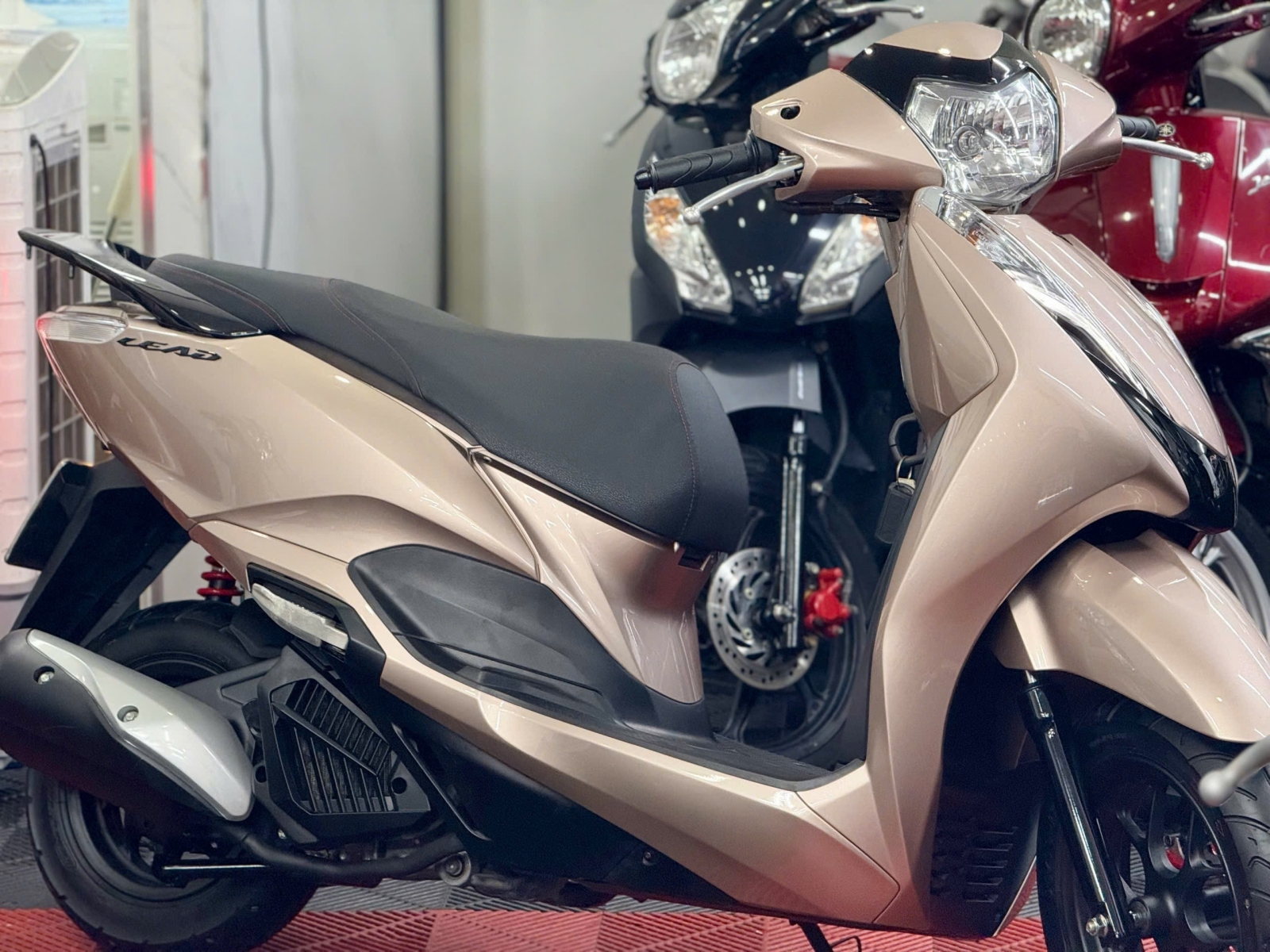 Honda Lead 2019 61C1-89563