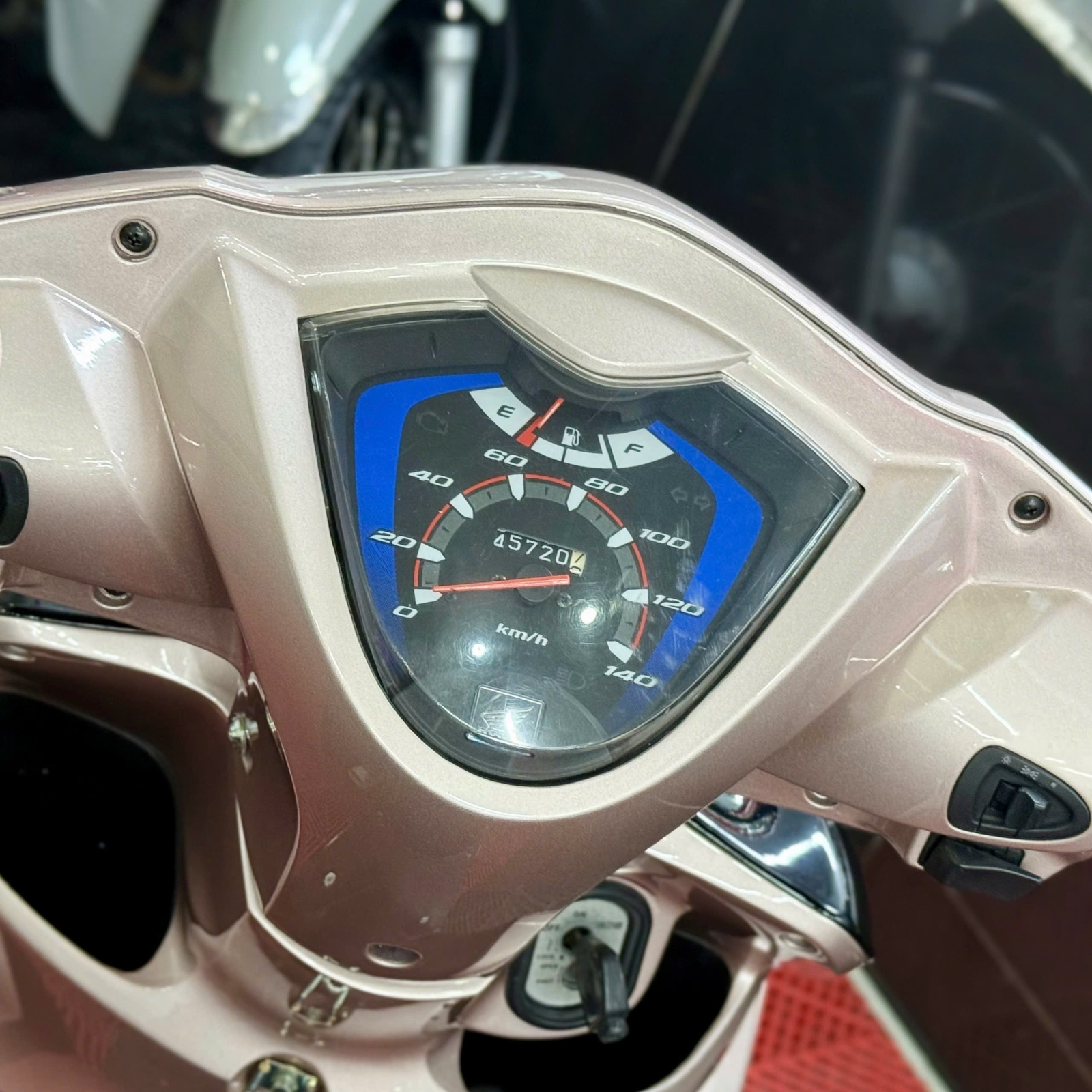 Honda Vision 2013 60C1-35929