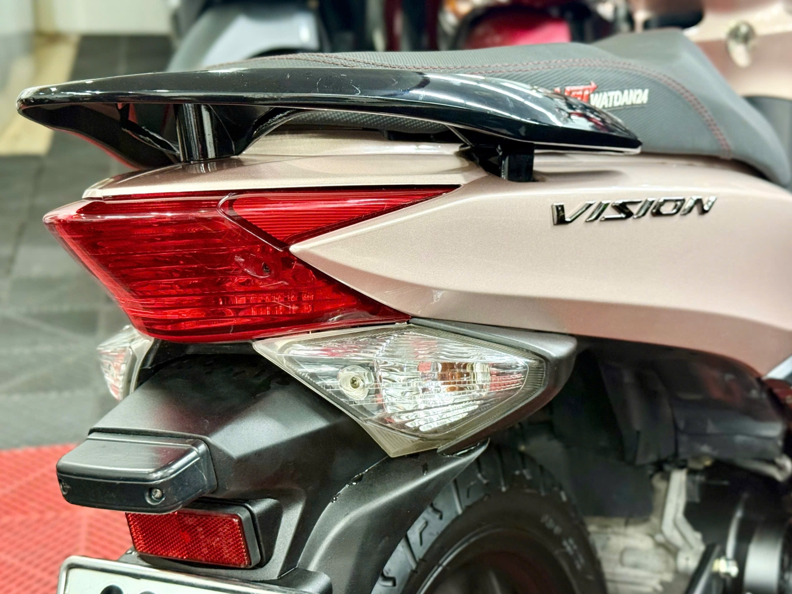 Honda Vision 2013 60C1-35929