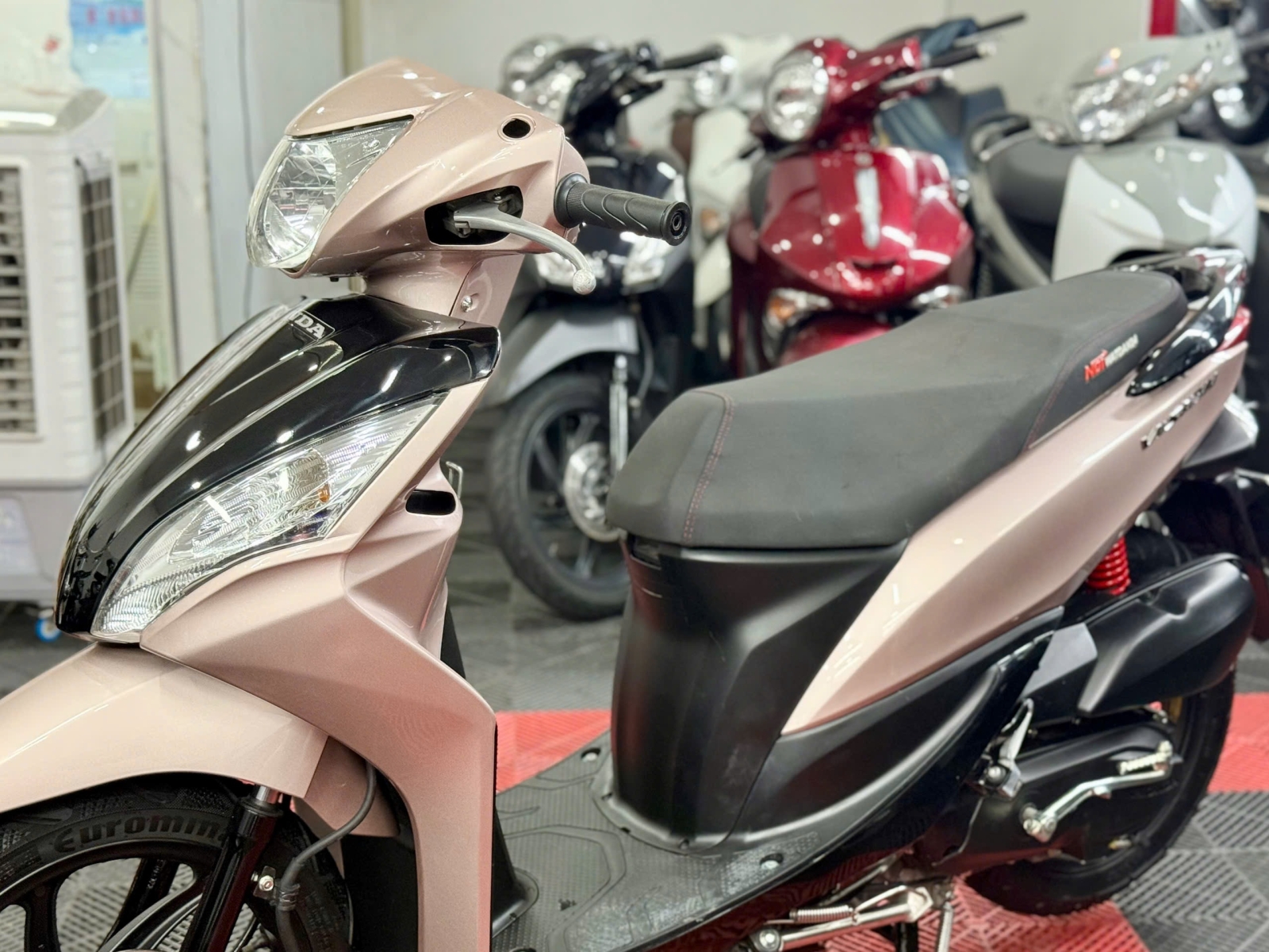 Honda Vision 2013 60C1-35929