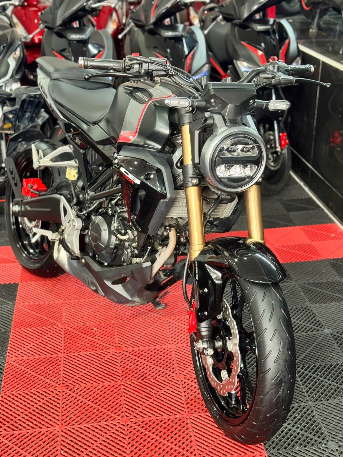 Honda CB150R 2020 59B1-66928