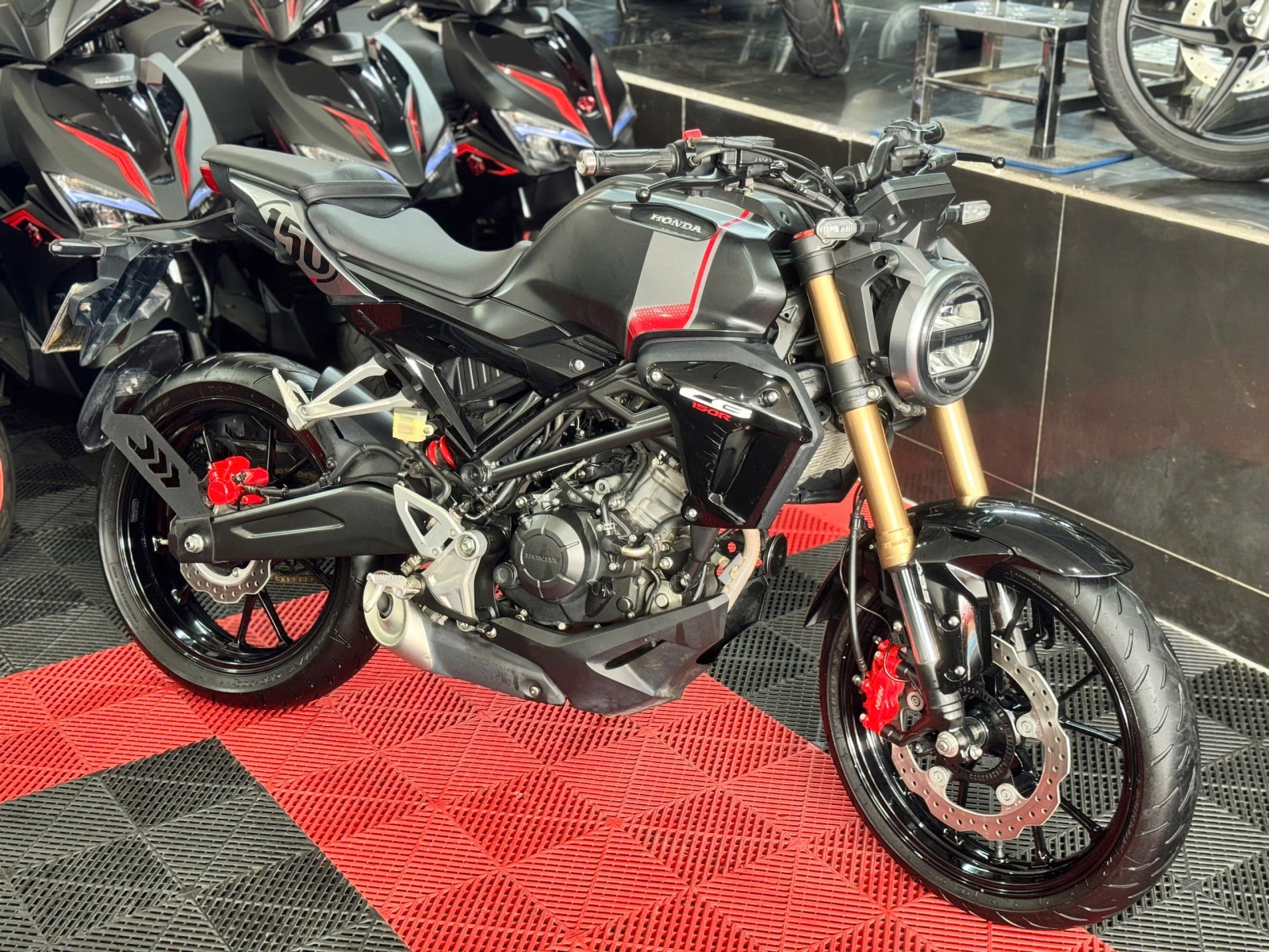 Honda CB150R 2020 59B1-66928