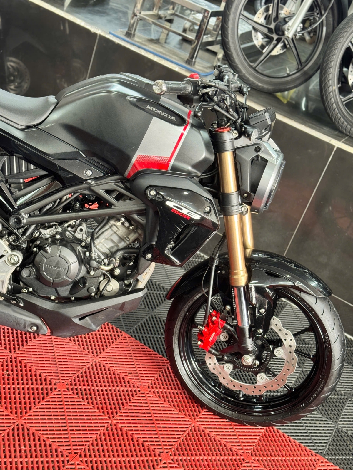 Honda CB150R 2020 59B1-66928