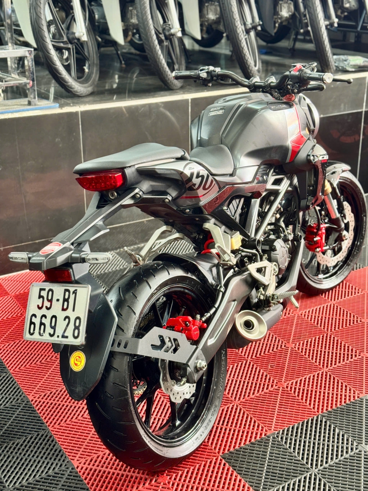 Honda CB150R 2020 59B1-66928