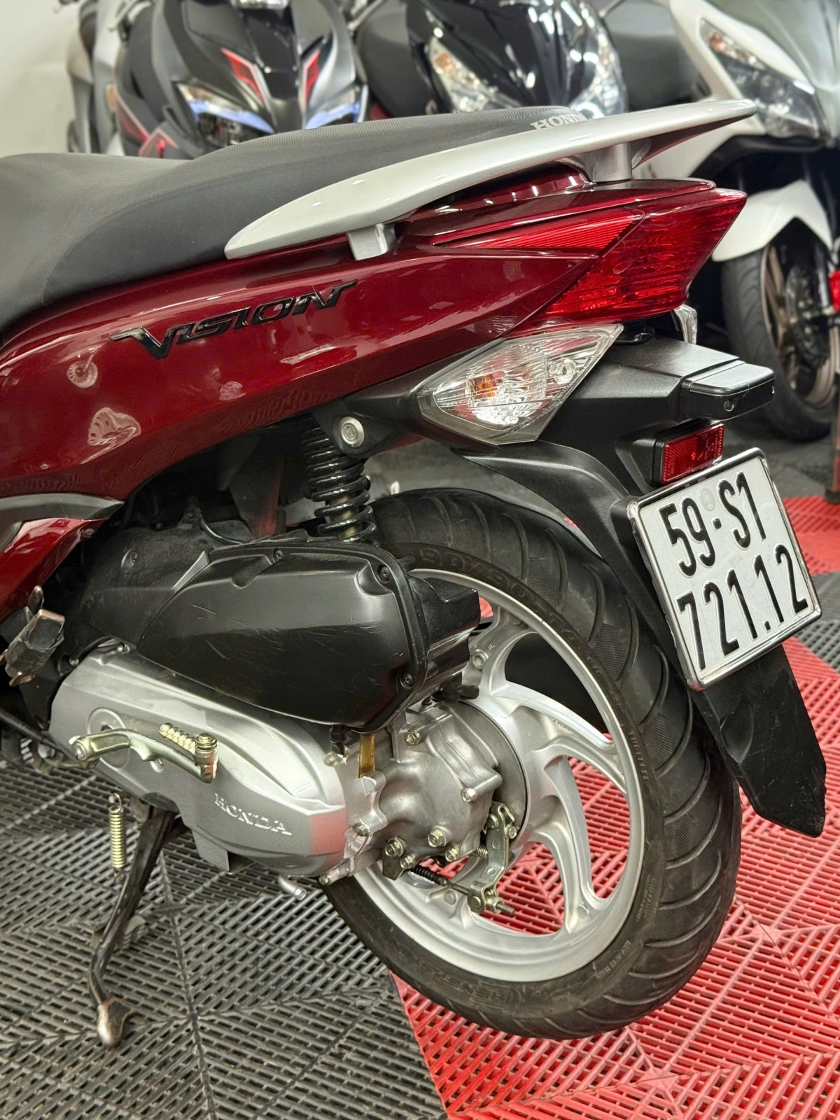 Honda Vision 2013 59S1-72112