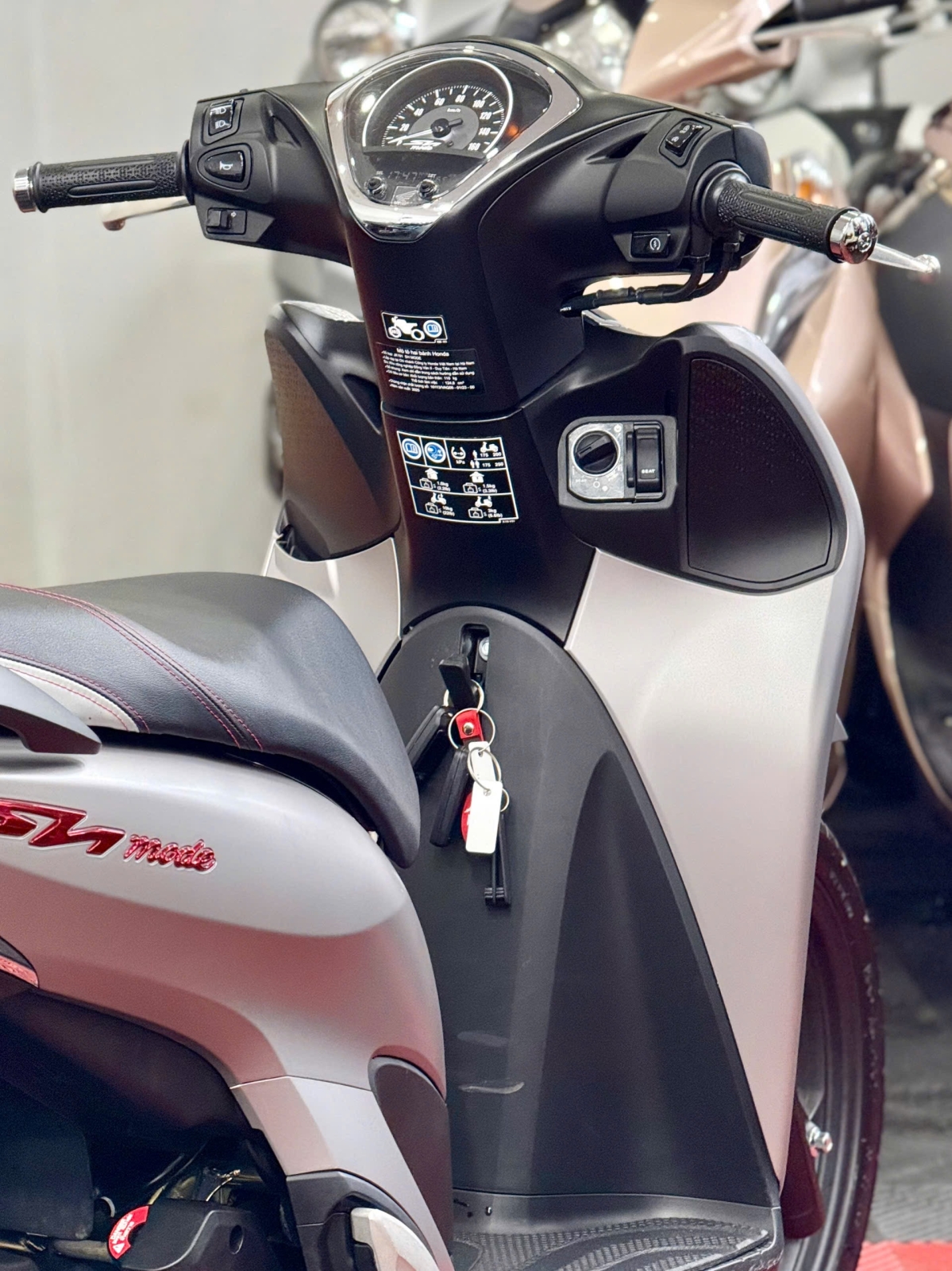 Honda SHmode 2025 68AB-21483