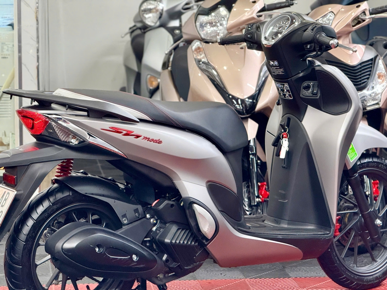 Honda SHmode 2025 68AB-21483