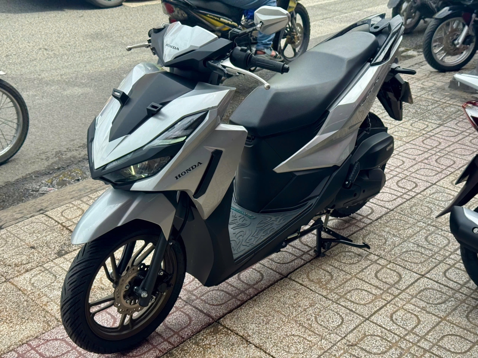 HONDA VARIO 2026 SMk 1800KM 74AB-09253