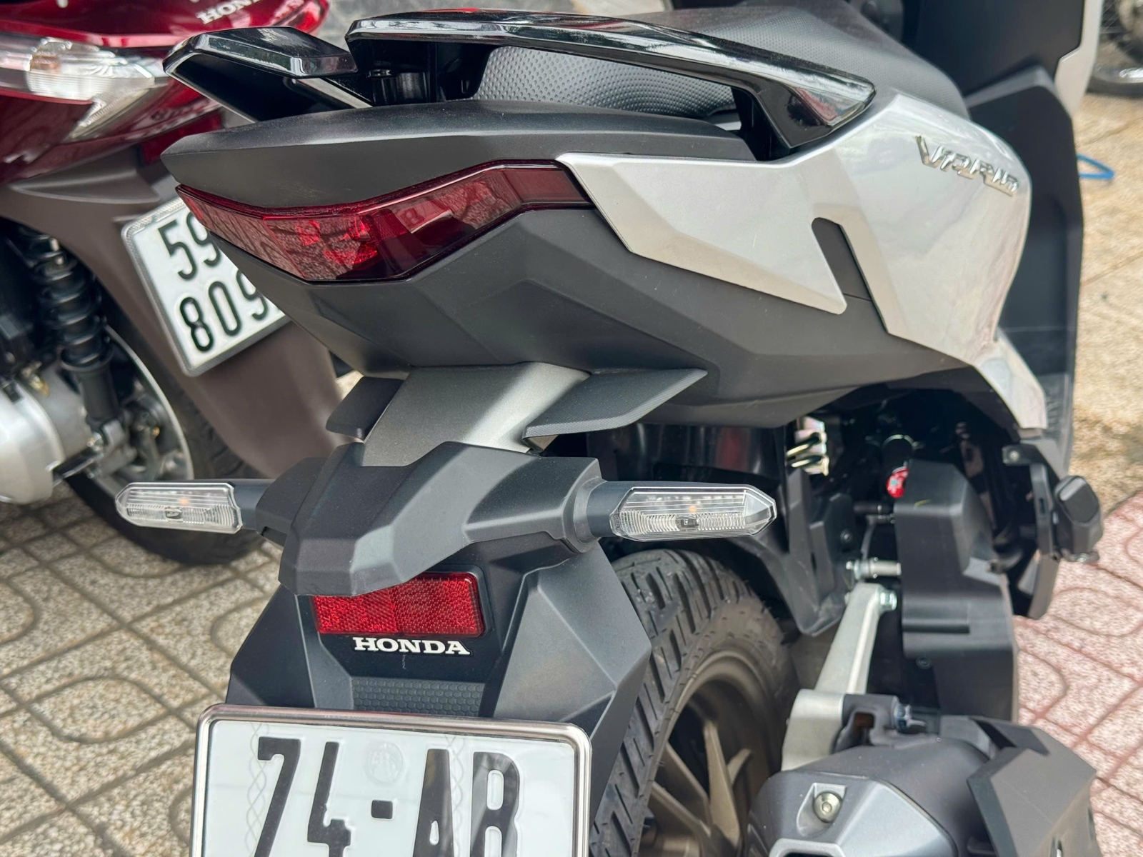 HONDA VARIO 2026 SMk 1800KM 74AB-09253