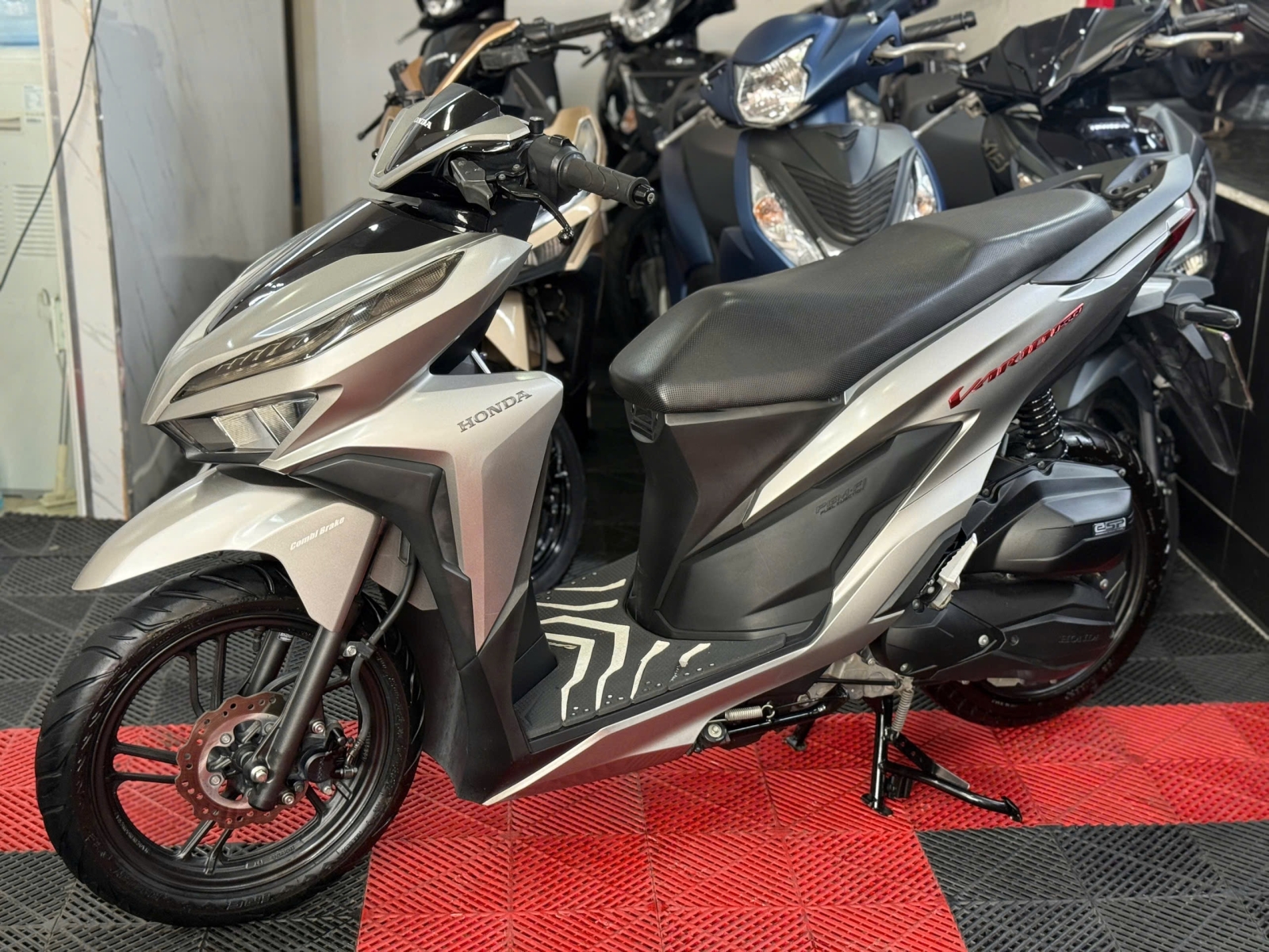 Vario 150 2022 61C2-14641