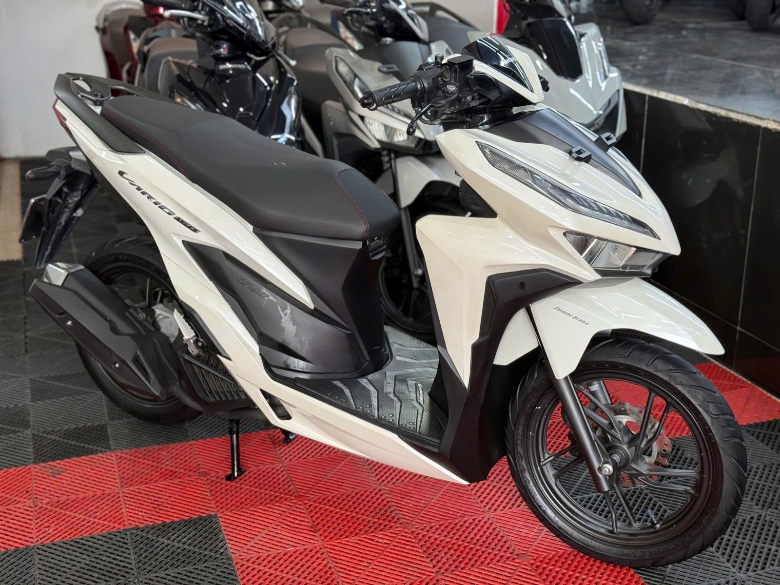 Vario 150 2022 67L2-47084