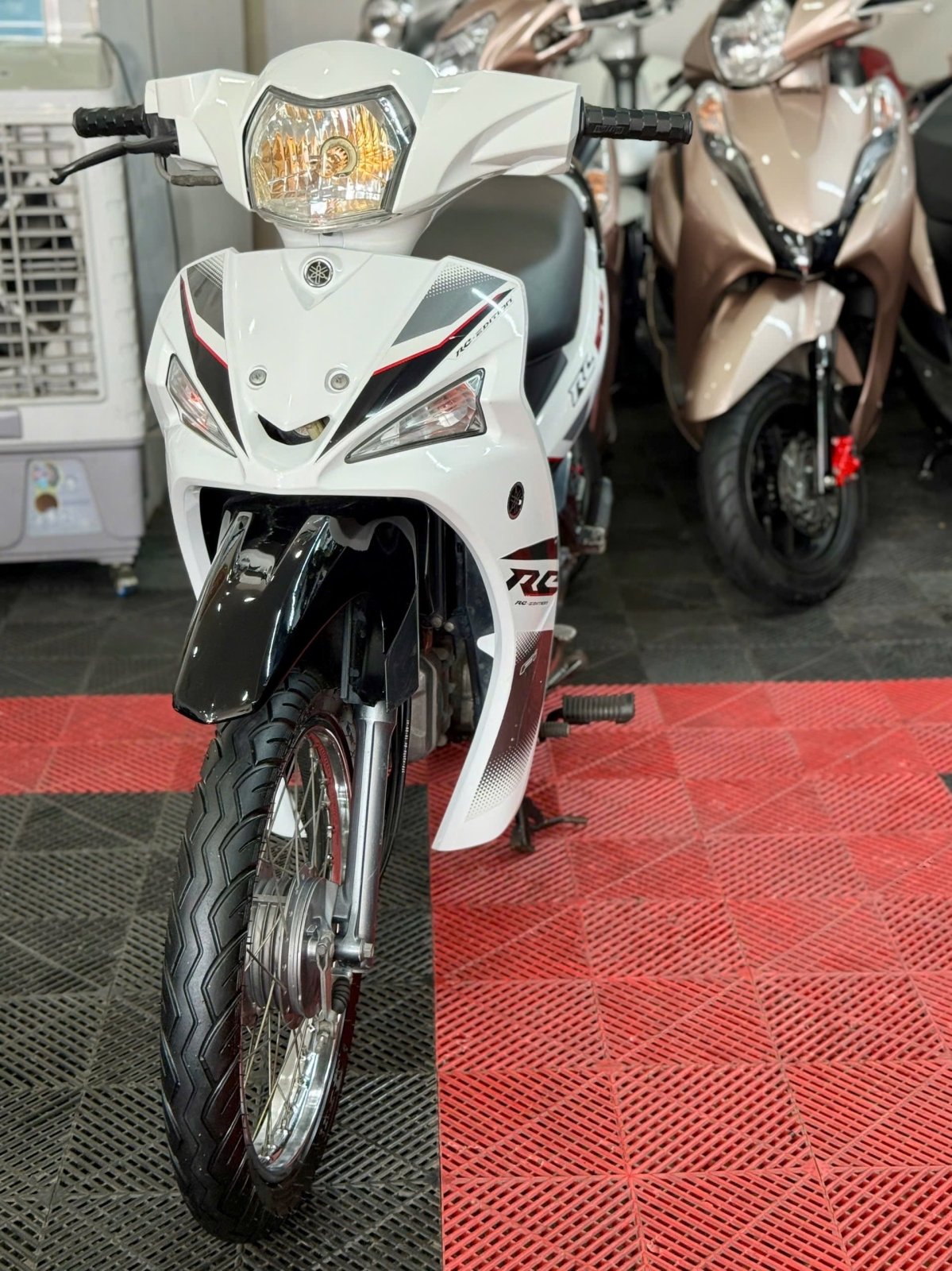 Sirius FI 2019 71B4-05349