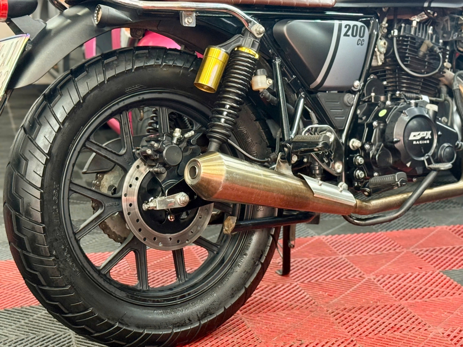 GPX Legend 200 2021 61A1-02423