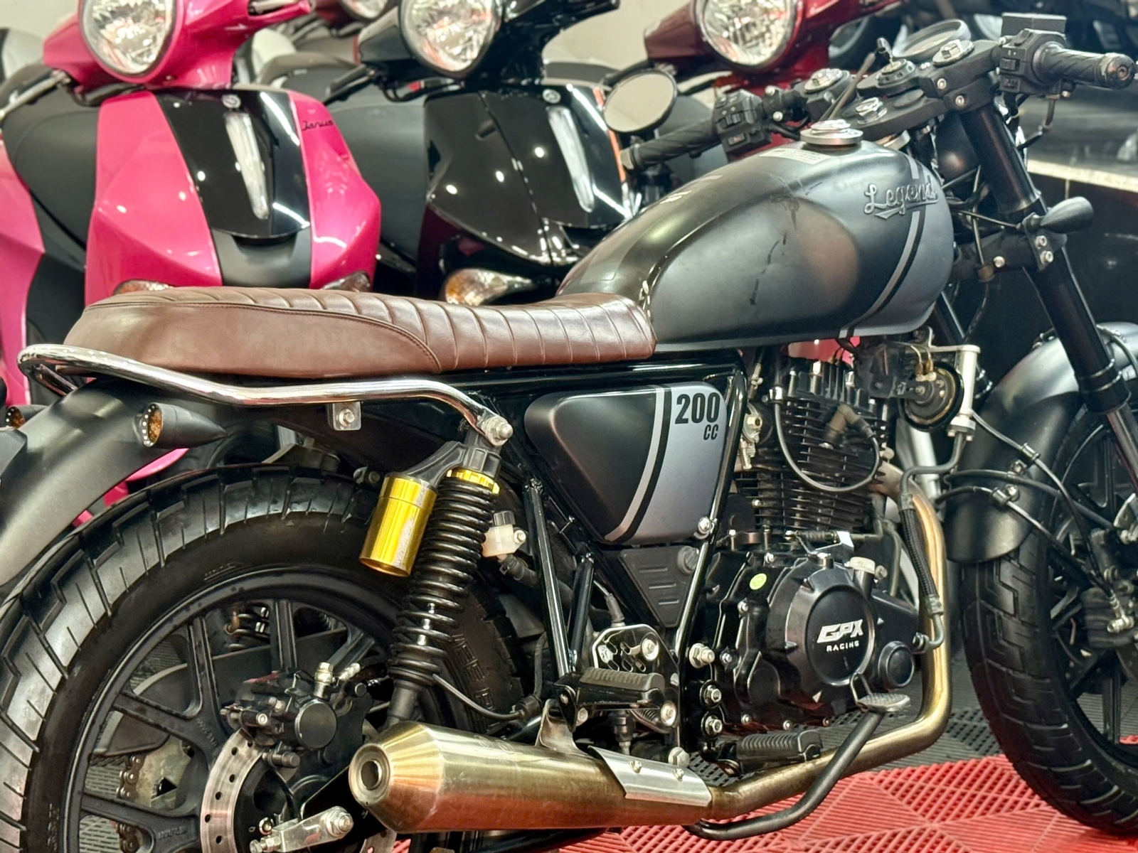 GPX Legend 200 2021 61A1-02423