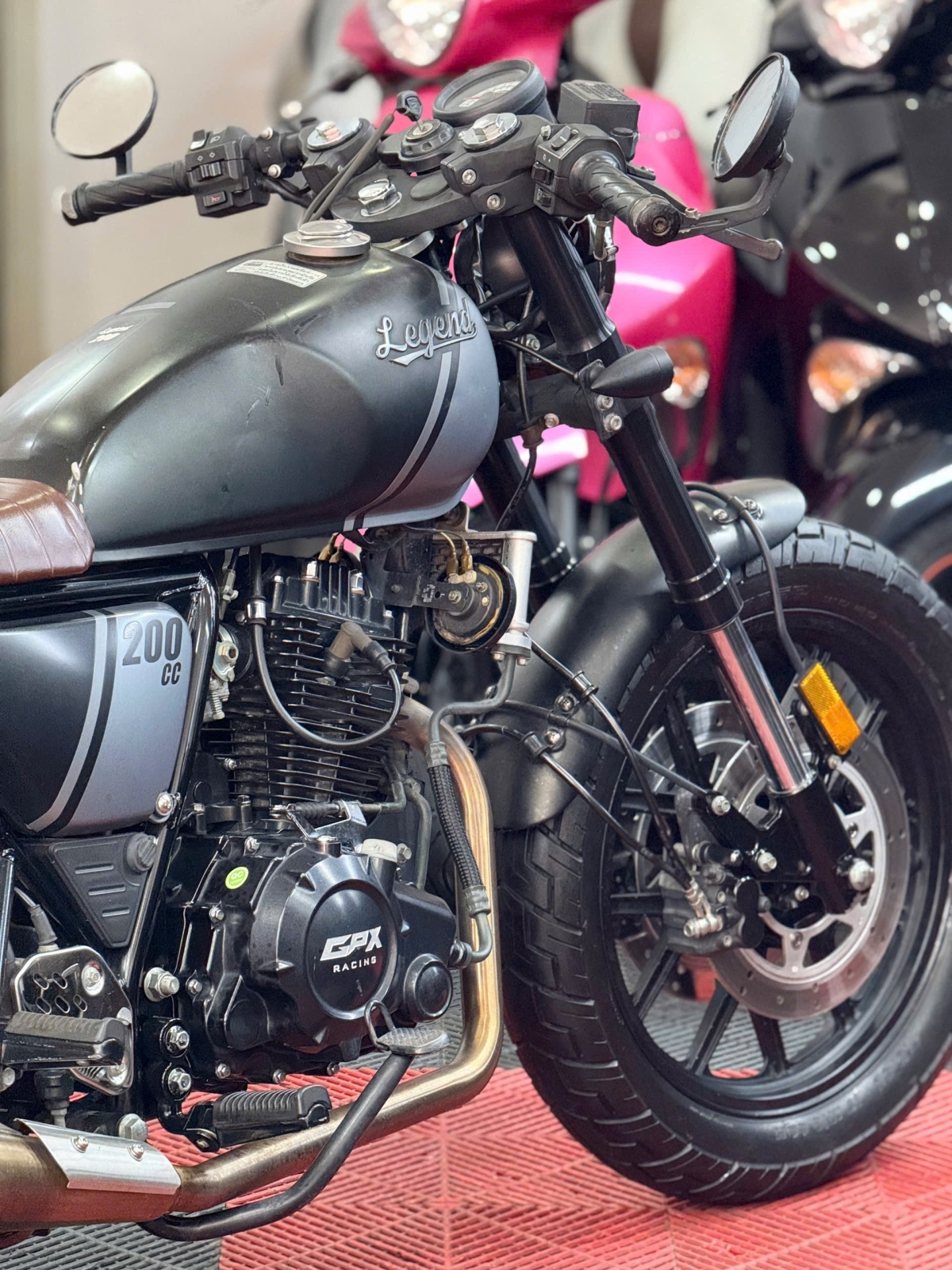 GPX Legend 200 2021 61A1-02423