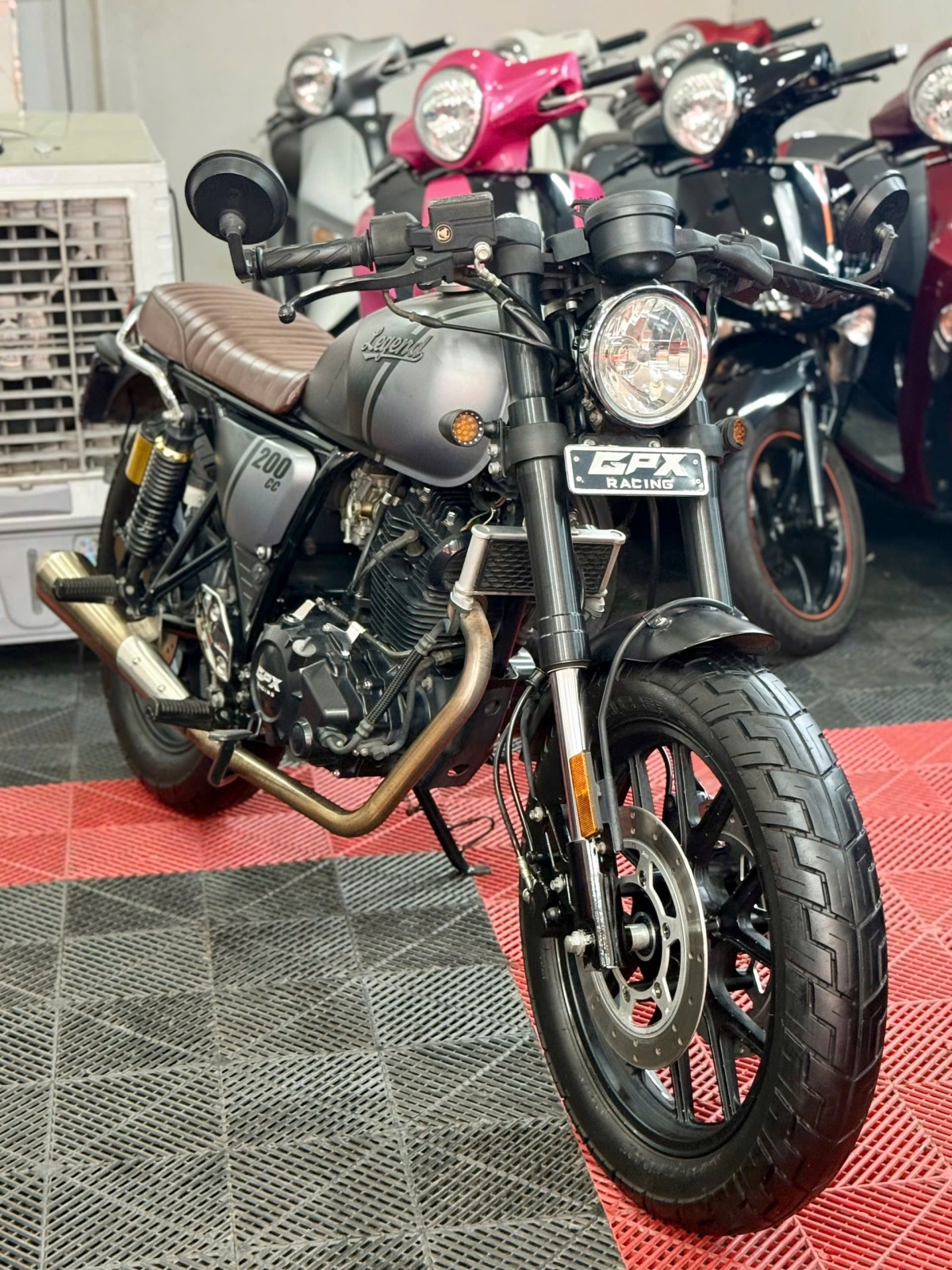 GPX Legend 200 2021 61A1-02423