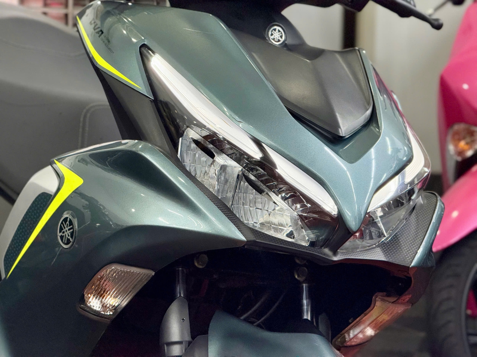 Yamaha NVX v2 2022 59X4-11747