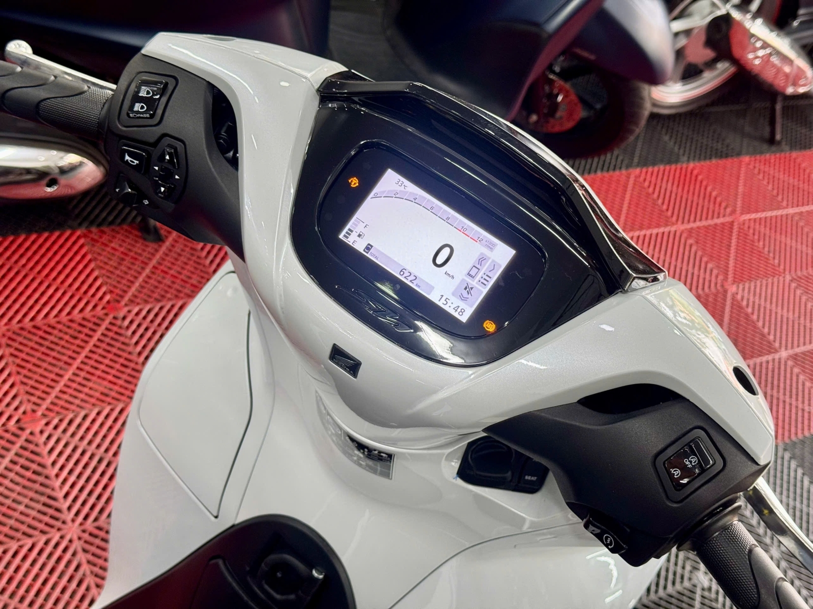 SH 150i Nhập Ý bản Special New Concept 600KM 50AF-63174