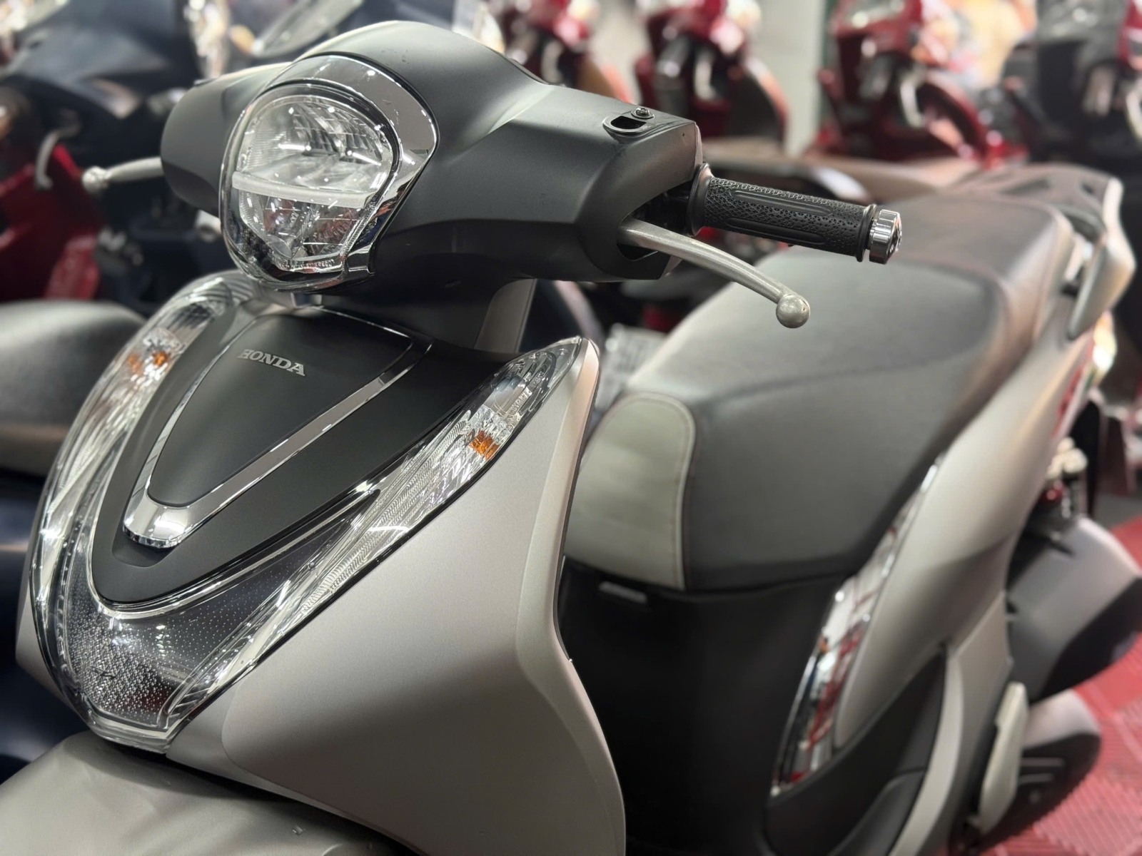 HONDA SH MODE 125 ABS 2025 5000KM 59X3-90177