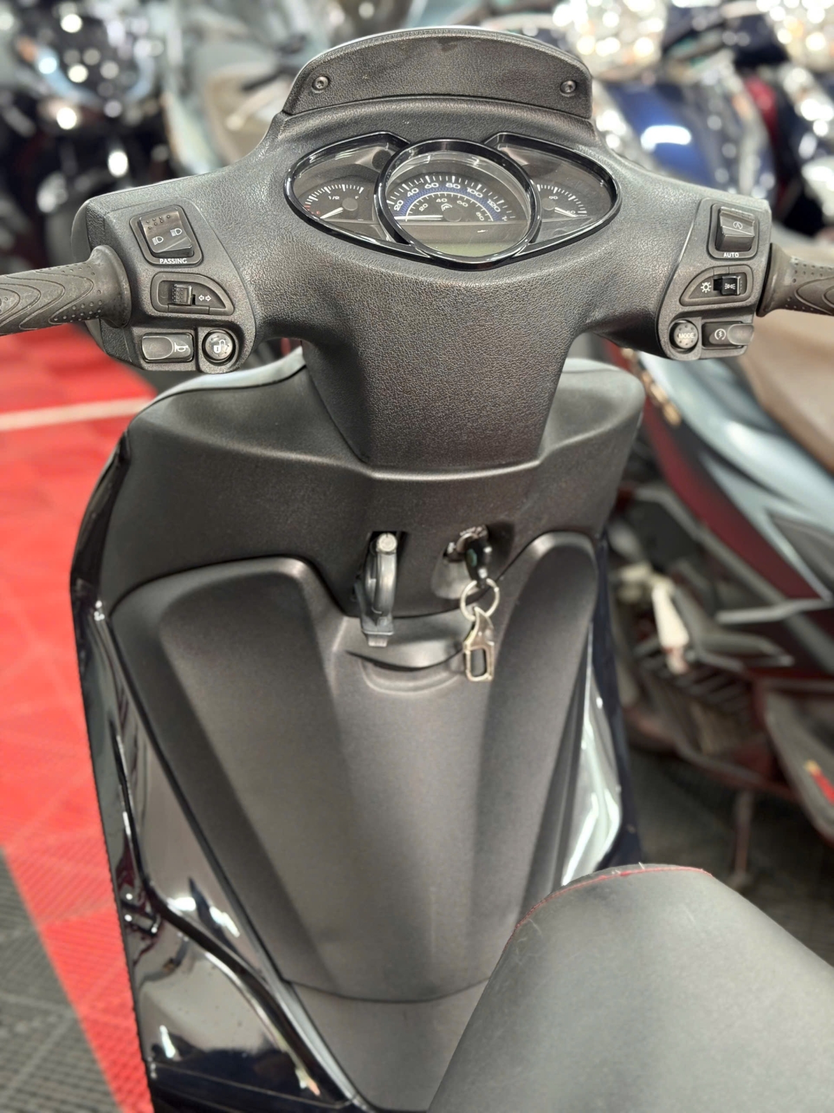 PIAGGIO MEDLEY 150 2 kênh ABS 59C2-89456