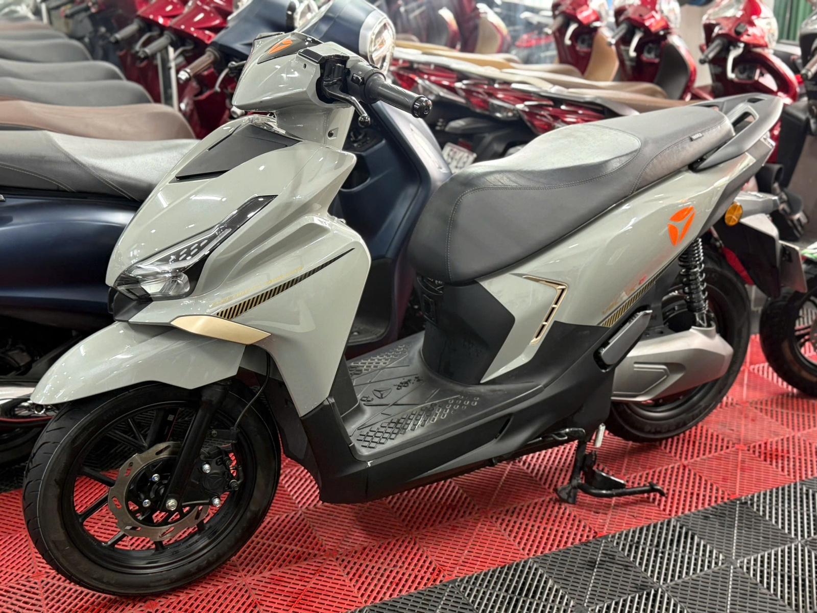 YADEA VELAX BẢN U 2 PIN 2026 4000KM 60AD-24994