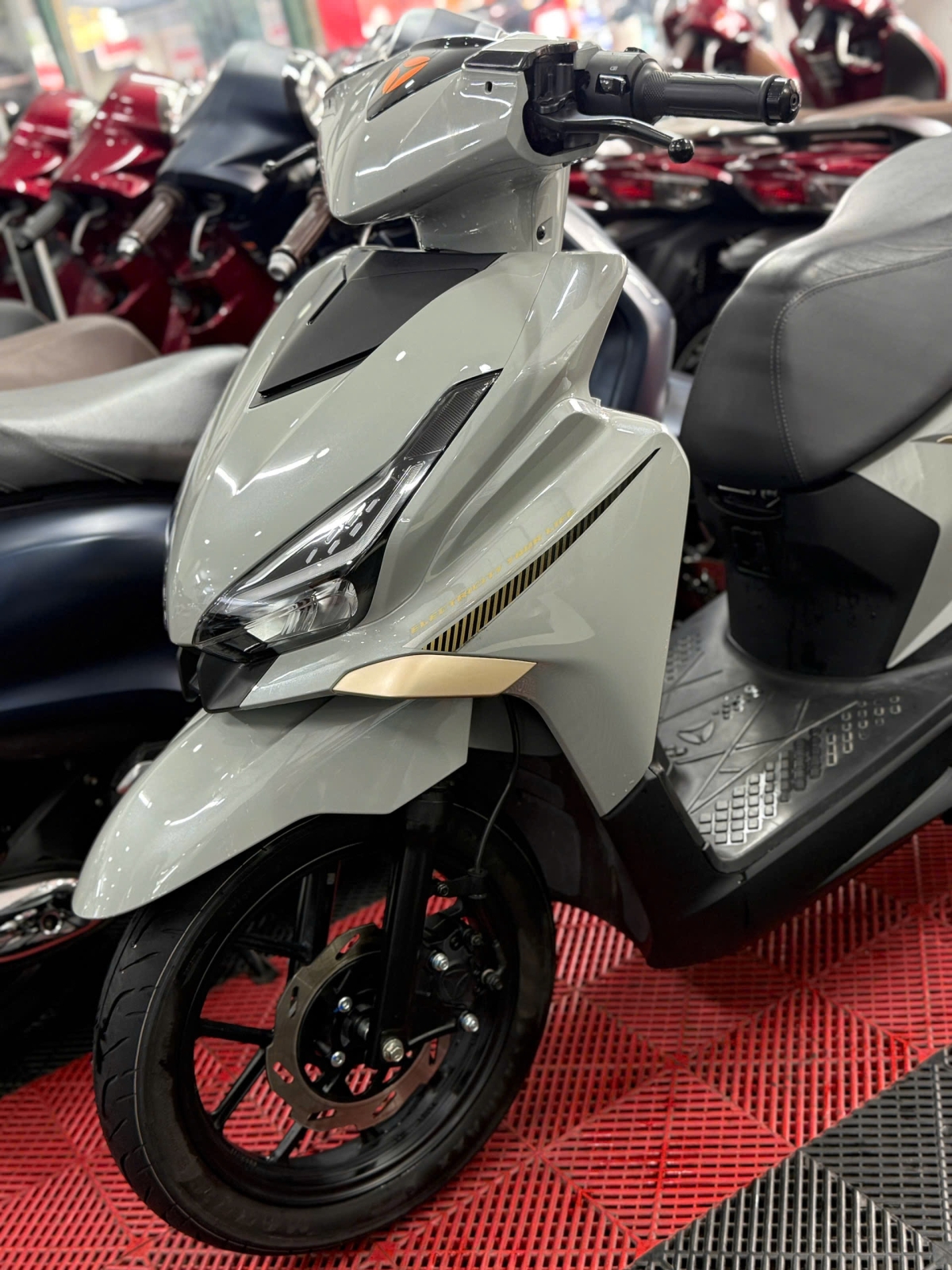 YADEA VELAX BẢN U 2 PIN 2026 4000KM 60AD-24994