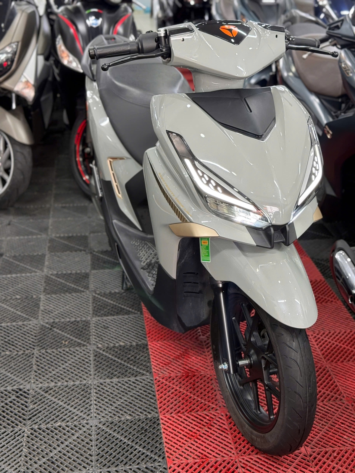 YADEA VELAX BẢN U 2 PIN 2026 4000KM 60AD-24994