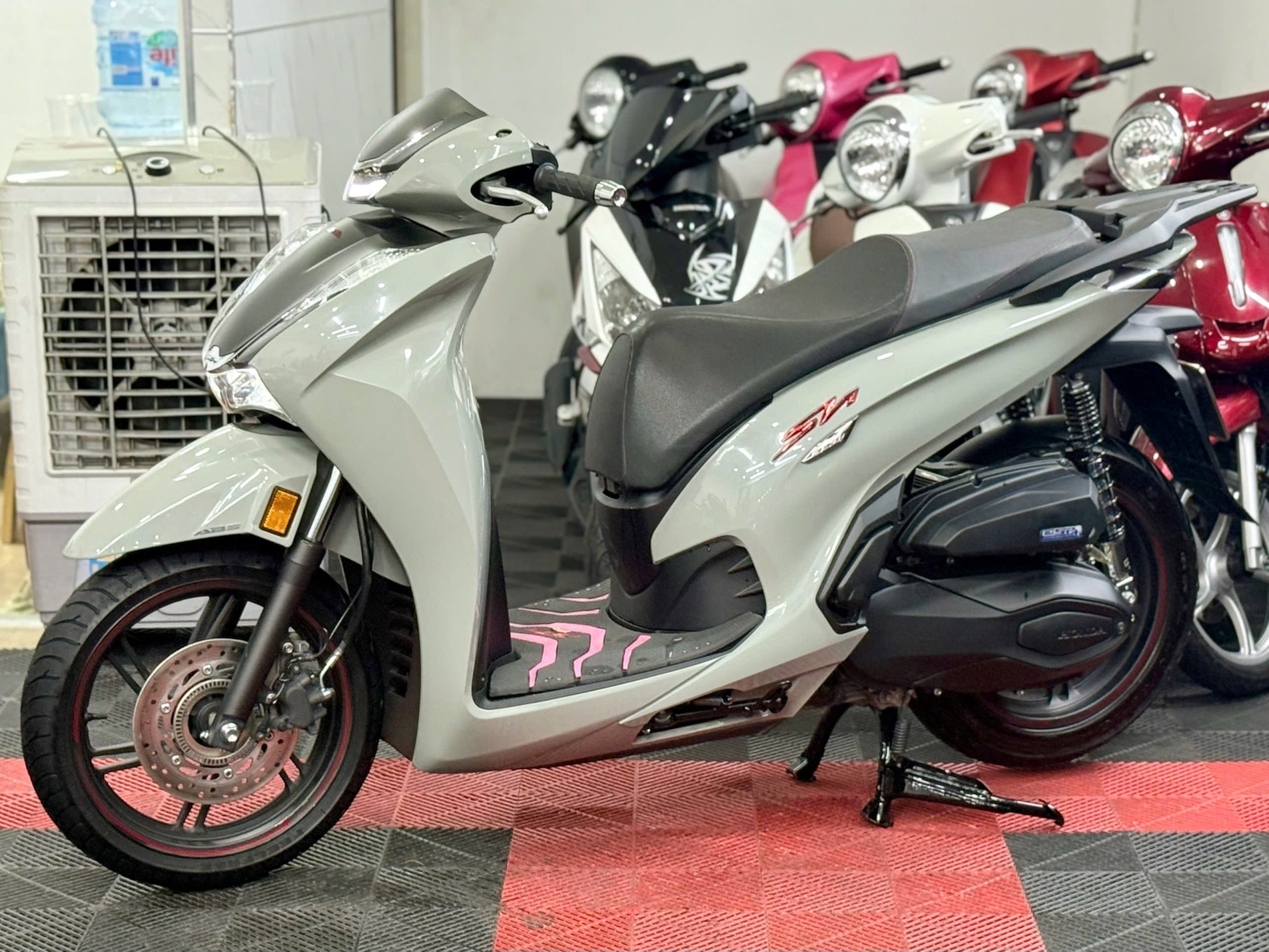 SH350i 2022 máy Thái 61A1-02726