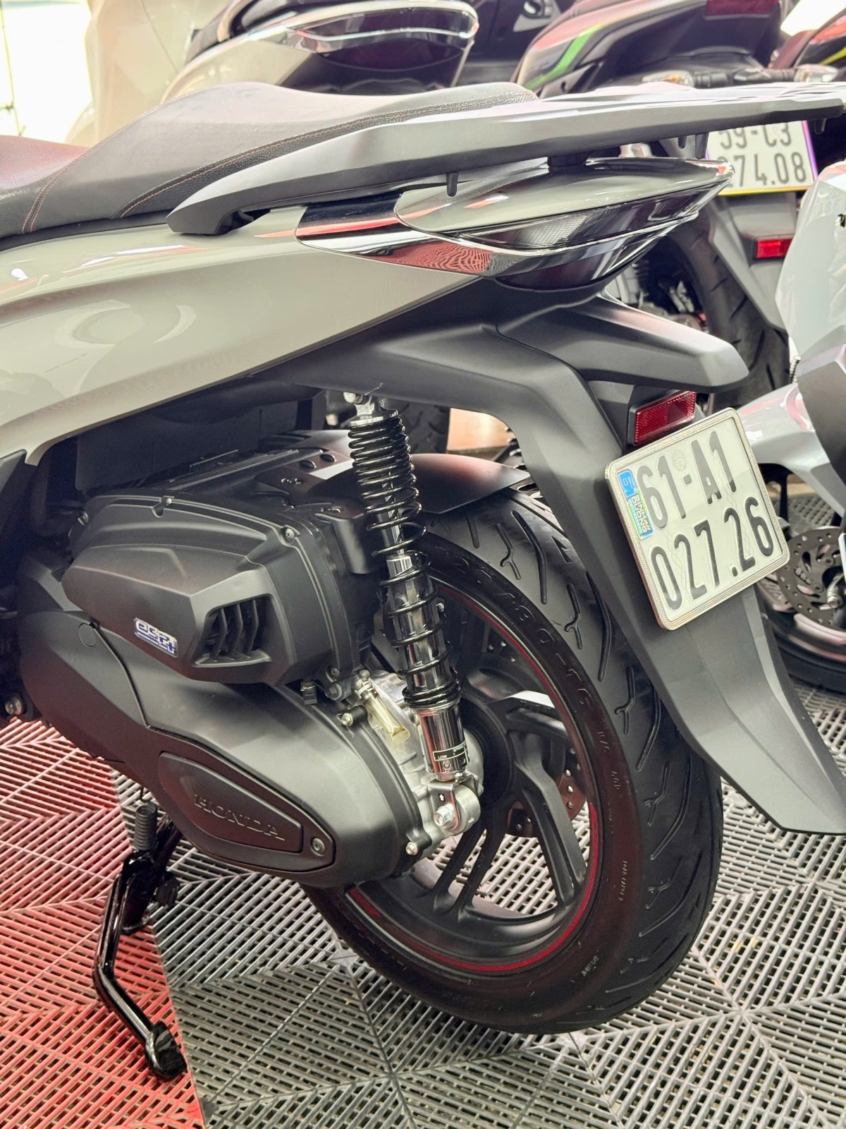 SH350i 2022 máy Thái 61A1-02726