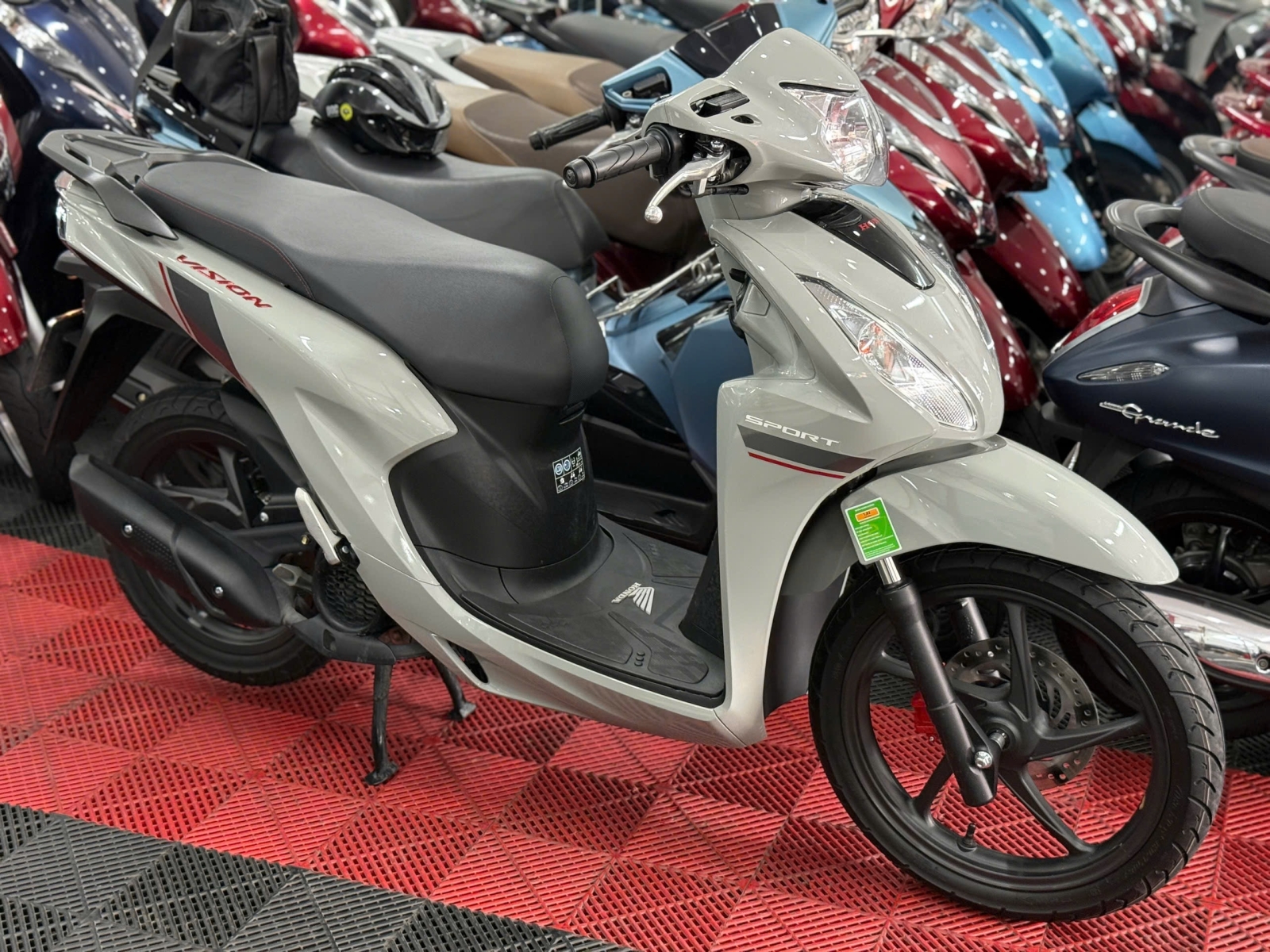 HONDA VISION 2026 BÁNH LỚN 1000KM 65AB-97101