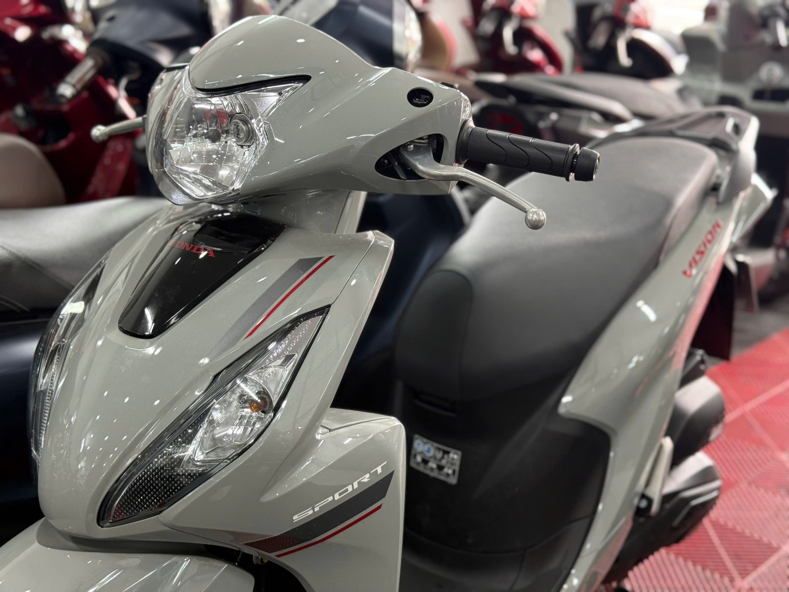 HONDA VISION 2026 BÁNH LỚN 1000KM 65AB-97101