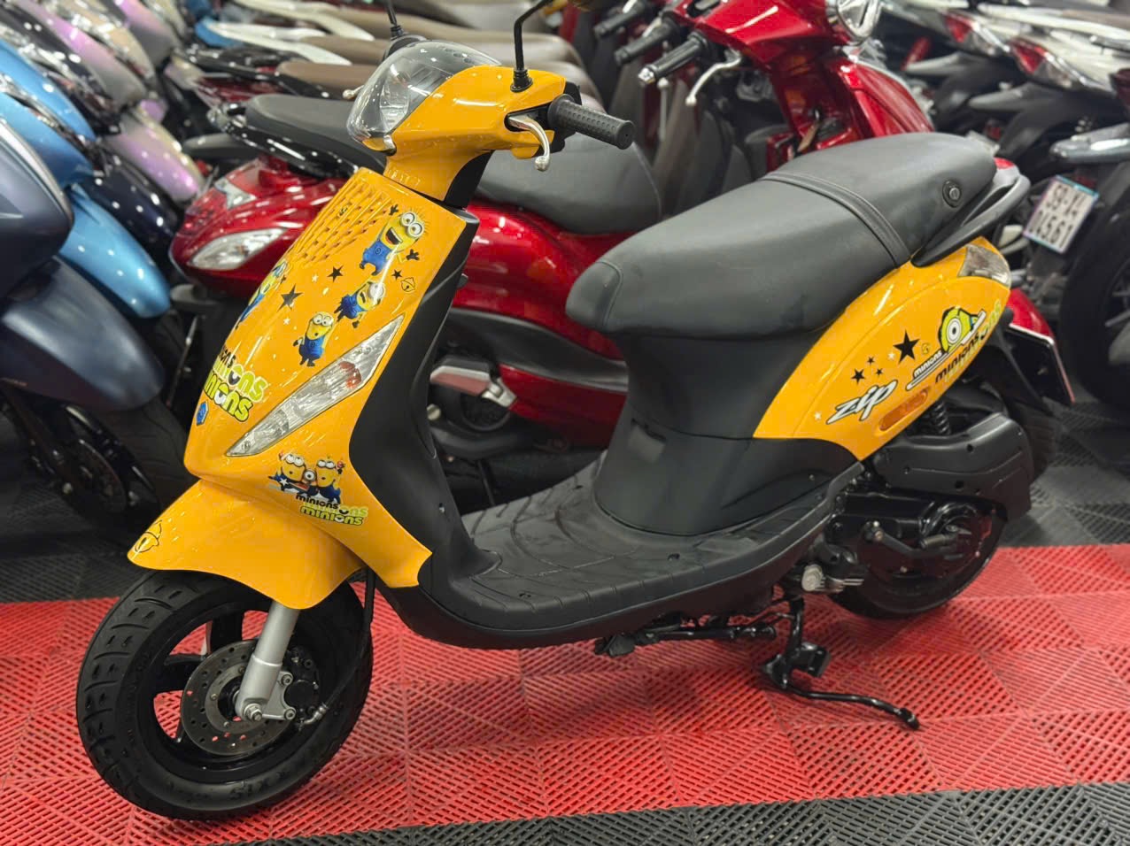 Piaggio ZIP Minion 2022 59H2-11280