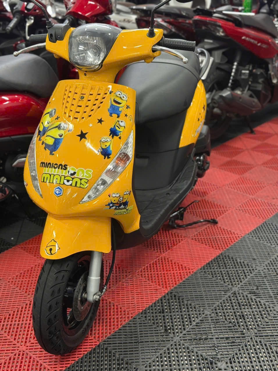 Piaggio ZIP Minion 2022 59H2-11280