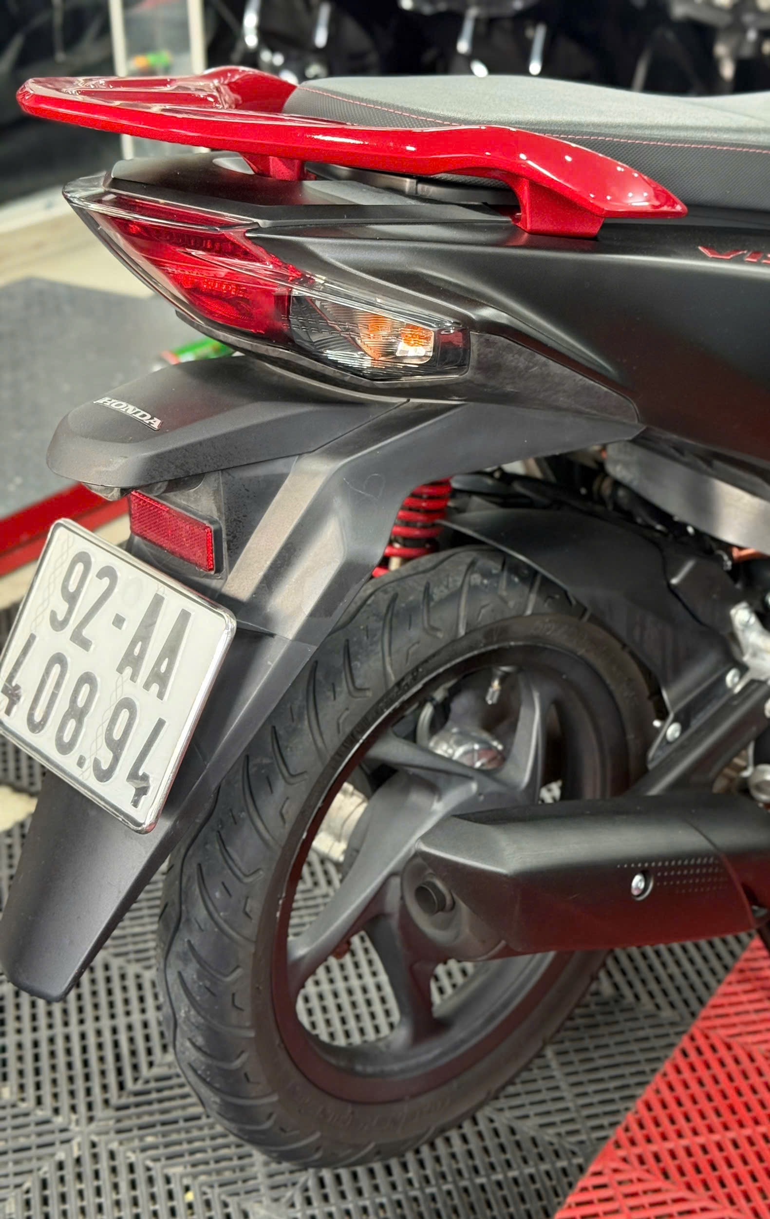 VISION BẢN THỂ THAO 2025 5000KM 92AA-40894