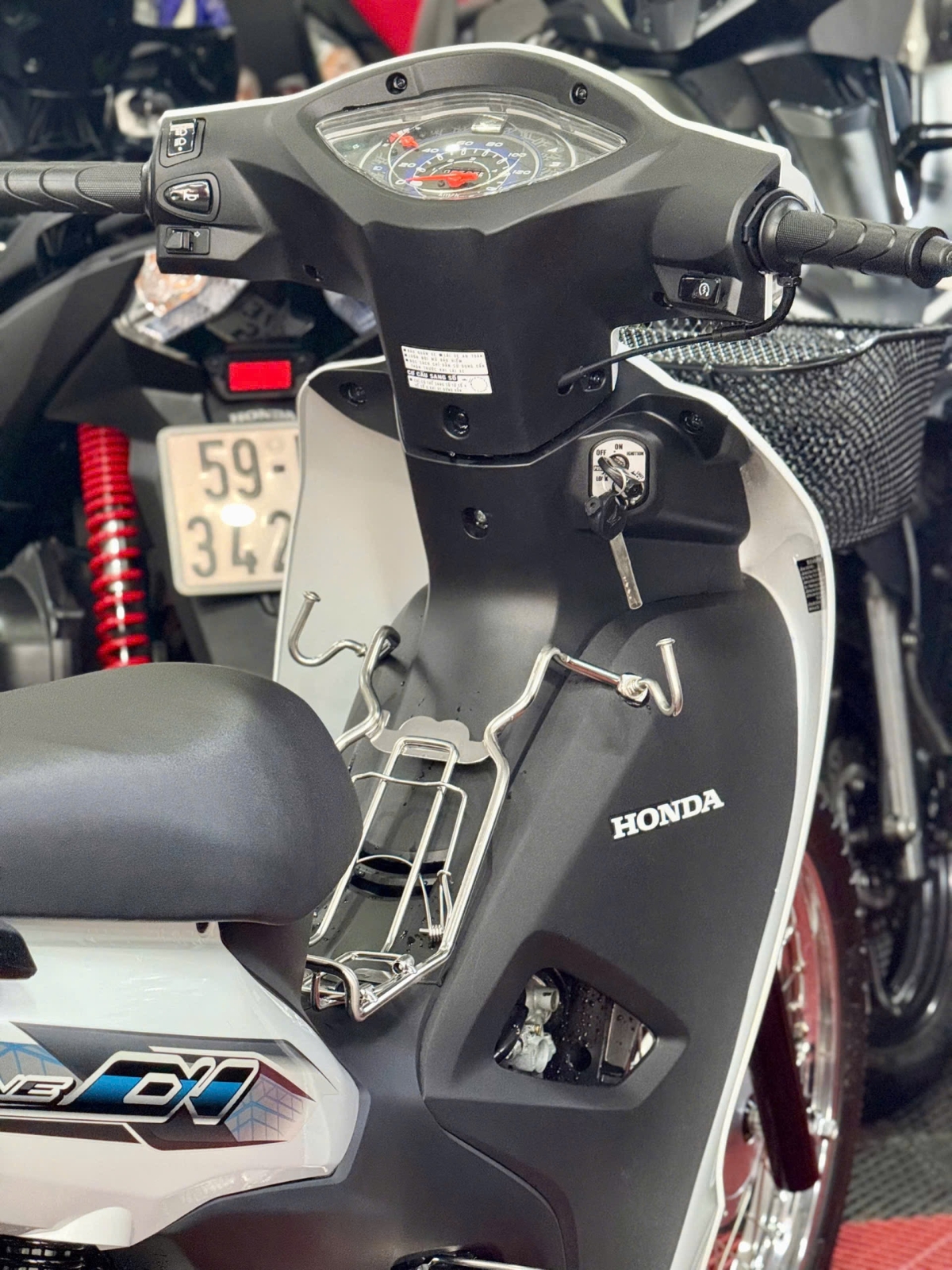 HONDA WAVE A 2024 3000KM 59NB-16903