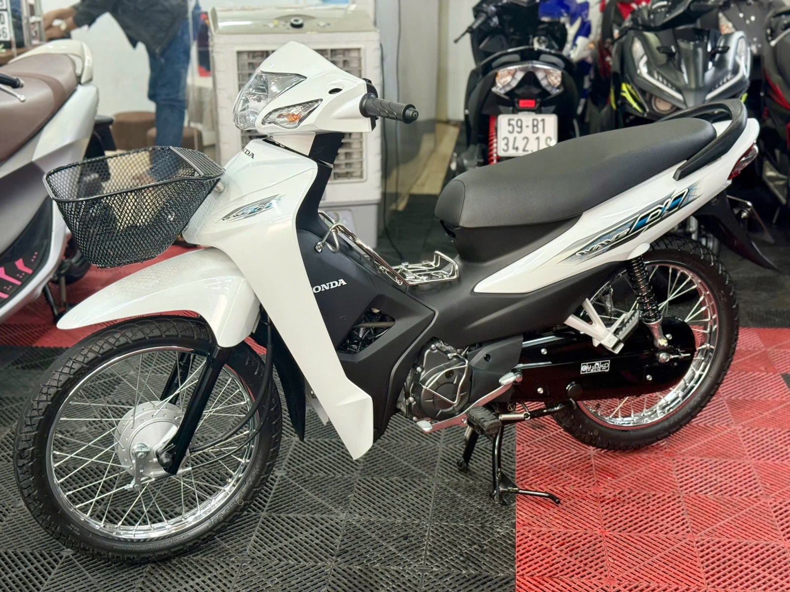 HONDA WAVE A 2024 3000KM 59NB-16903