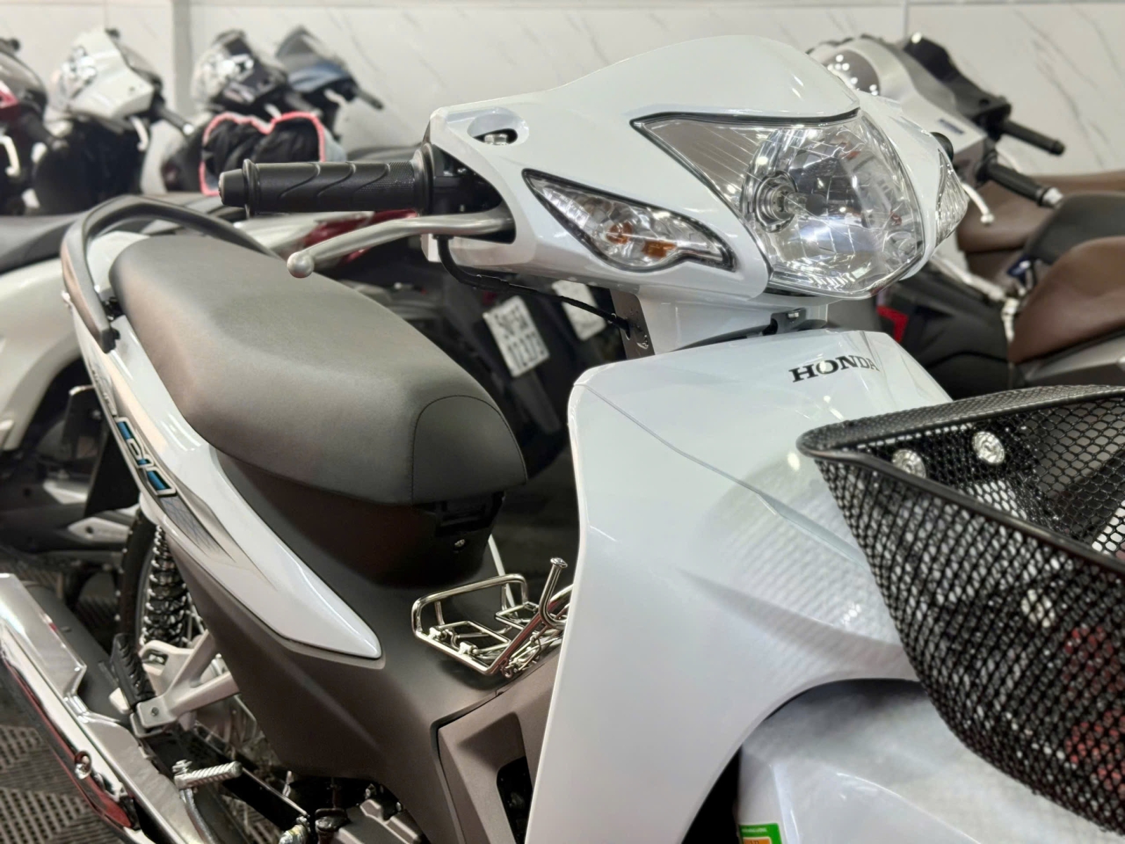 HONDA WAVE A 2024 3000KM 59NB-16903