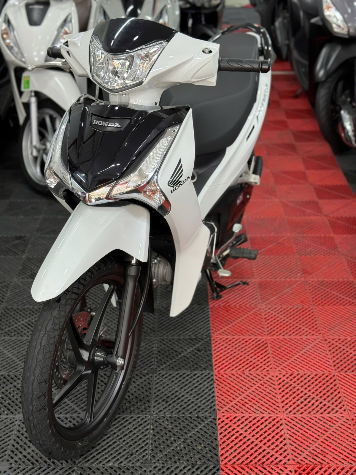 HONDA FUTURE LED 2025 2600KM 50AA-90470