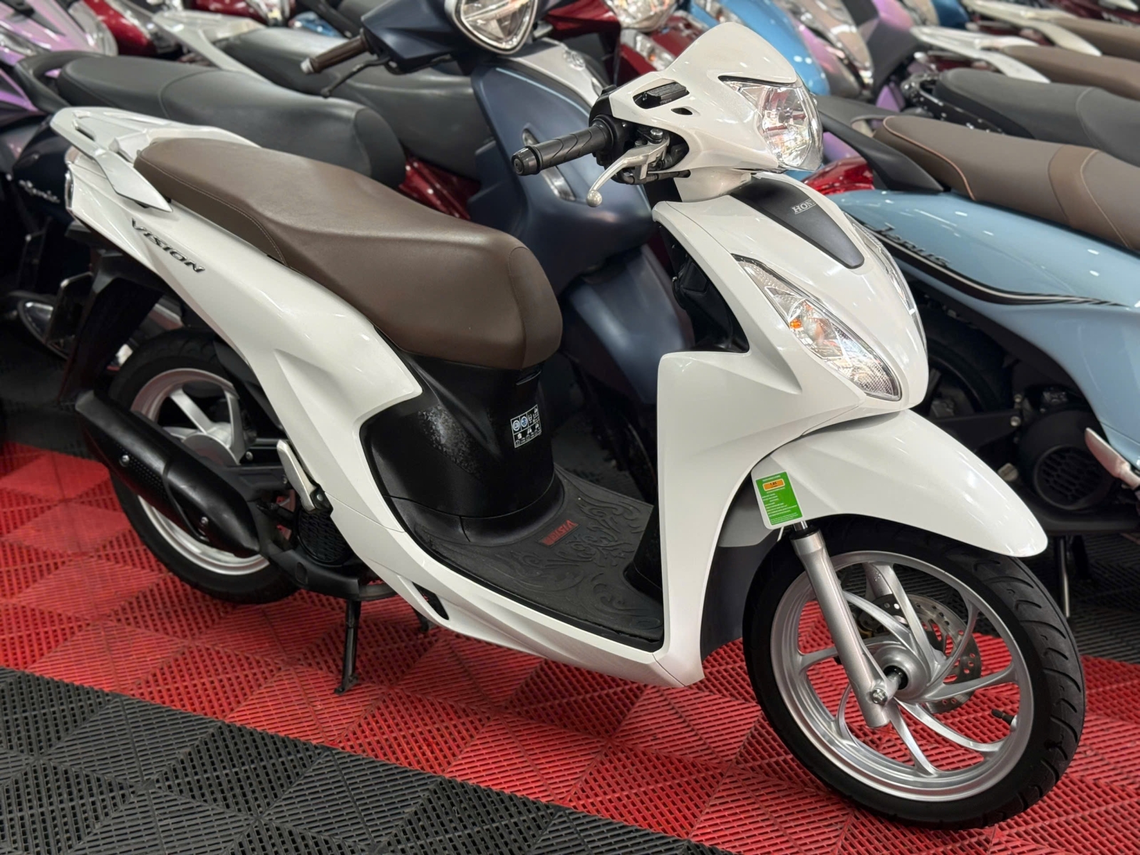 VISION 2023 BẢN CAO CẤP 7000KM 59XB-41171