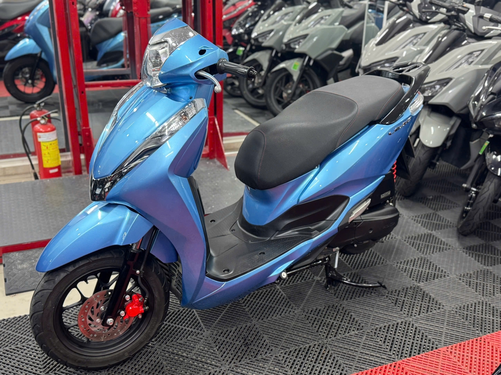 Lead 2018 SMK 59X3-34044