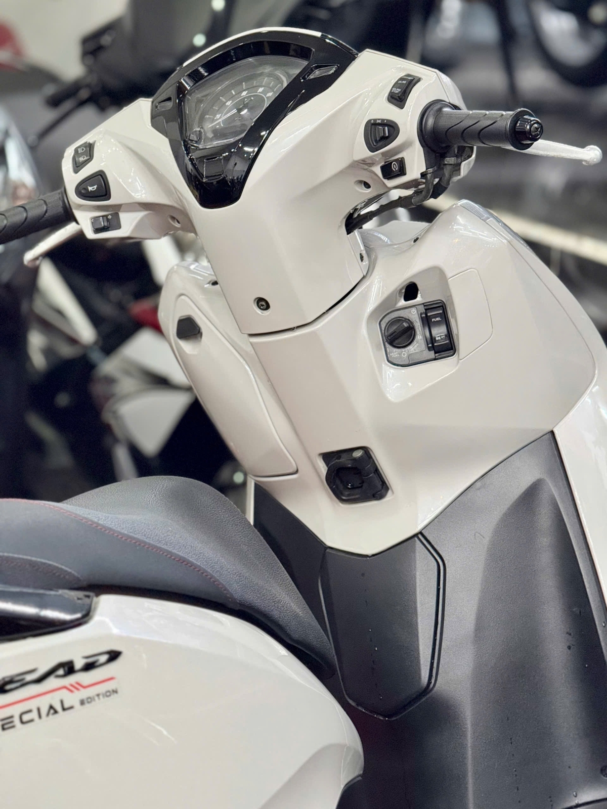 Lead 2019 59T2-33627