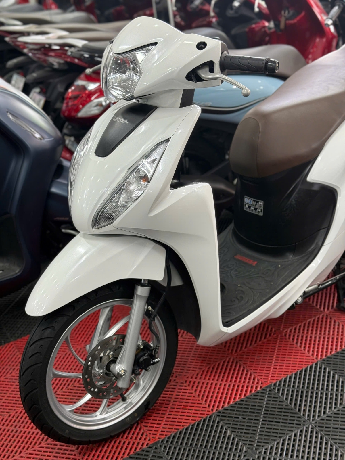 VISION 2023 BẢN CAO CẤP 7000KM 59XB-41171