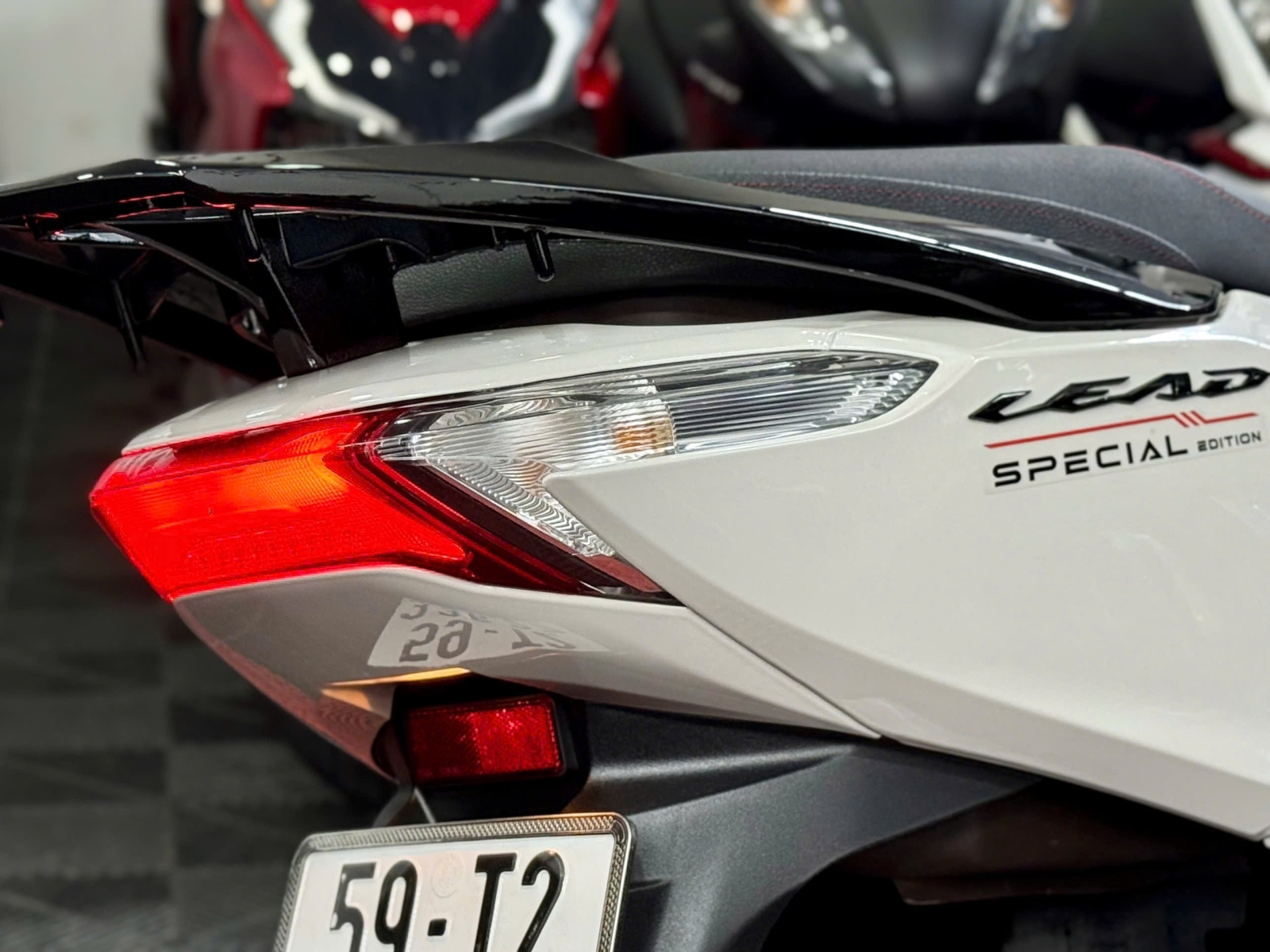 Lead 2019 59T2-33627