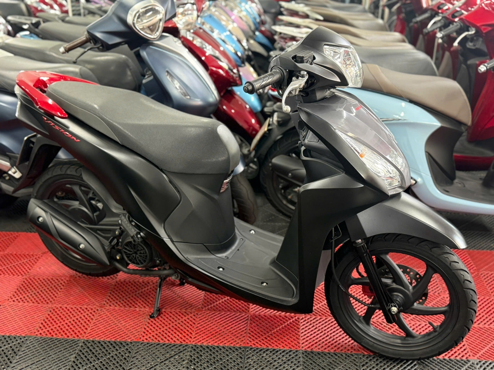 VISION 2019 SMK 63B6-37185